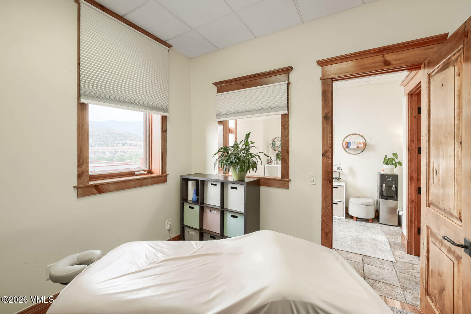 210 Edwards Village Boulevard D-207 Property Photo 10
