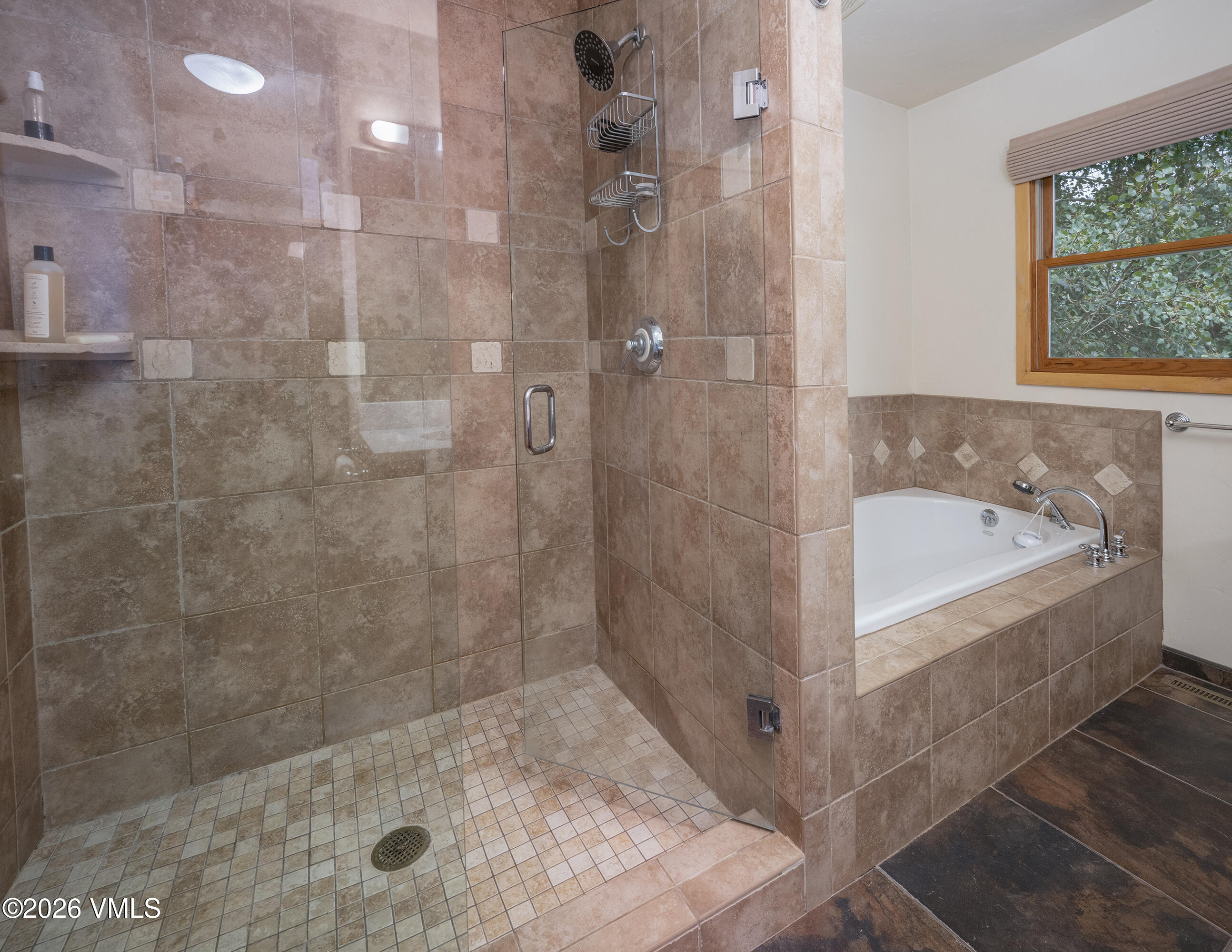 906 Mayne Street Property Photo 18