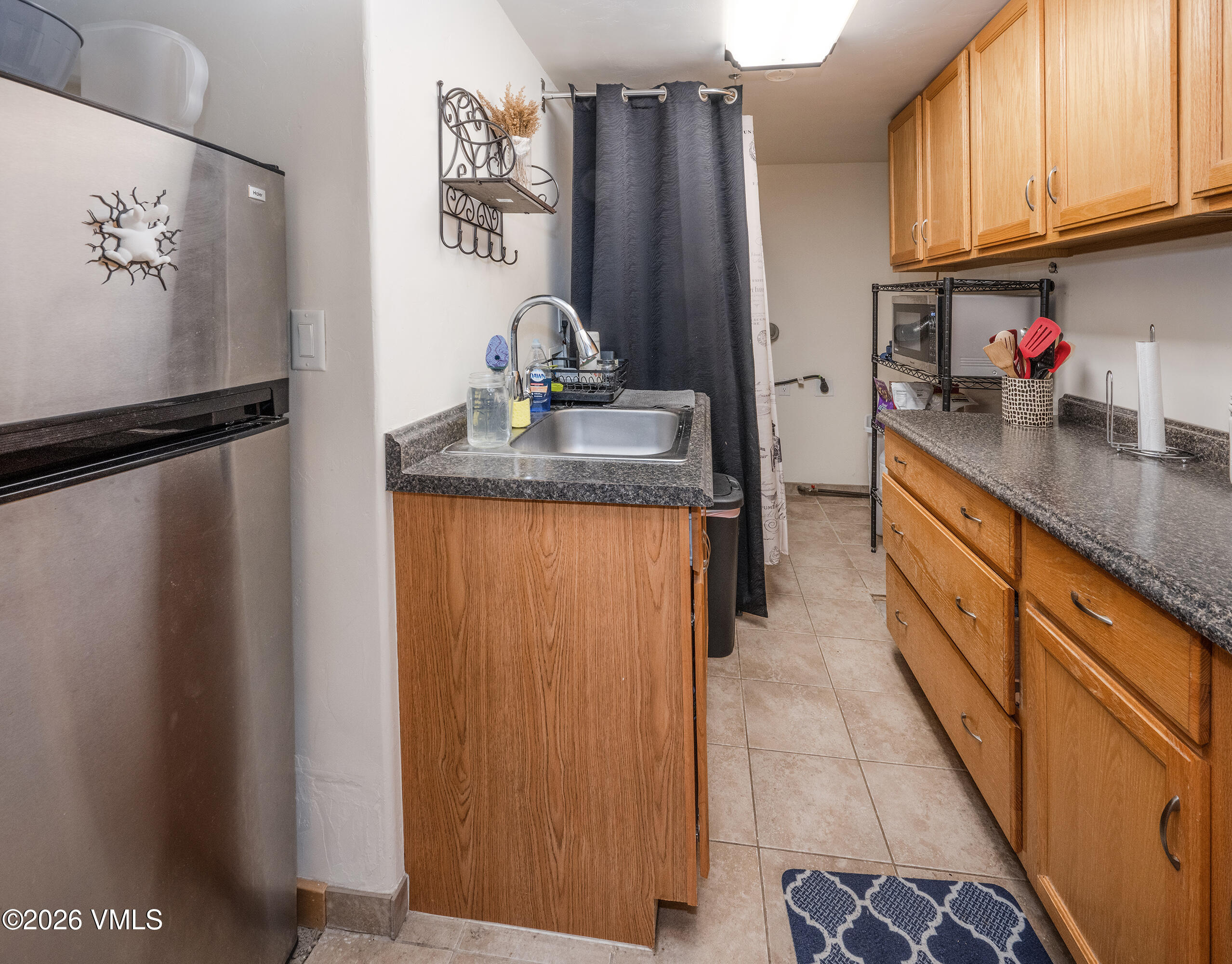 906 Mayne Street Property Photo 27