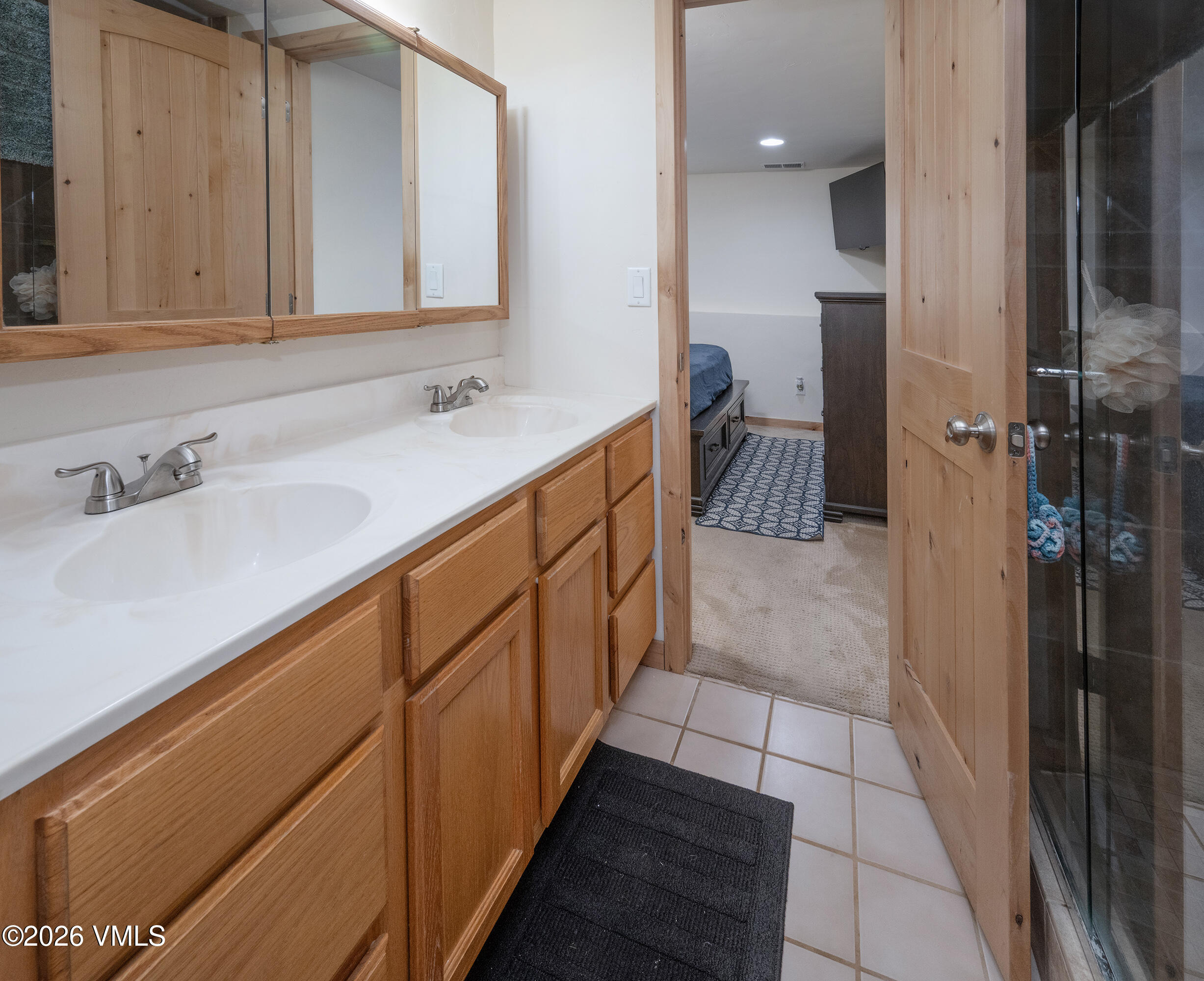 906 Mayne Street Property Photo 34