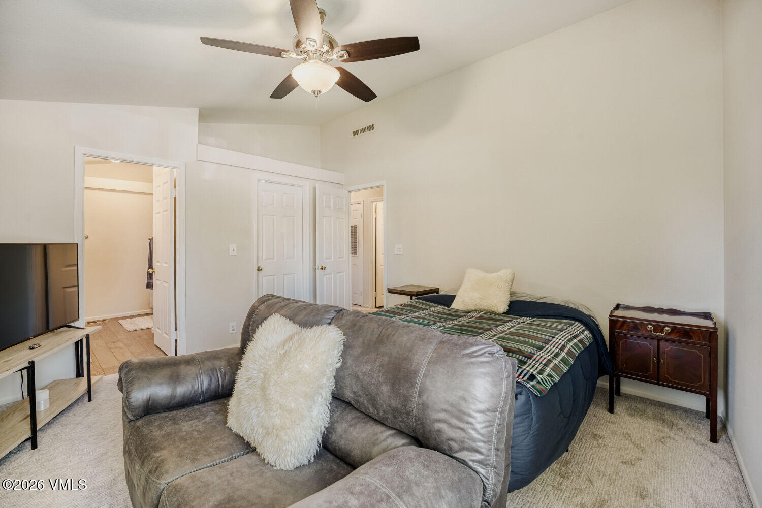 110 Pine Place Property Photo 15