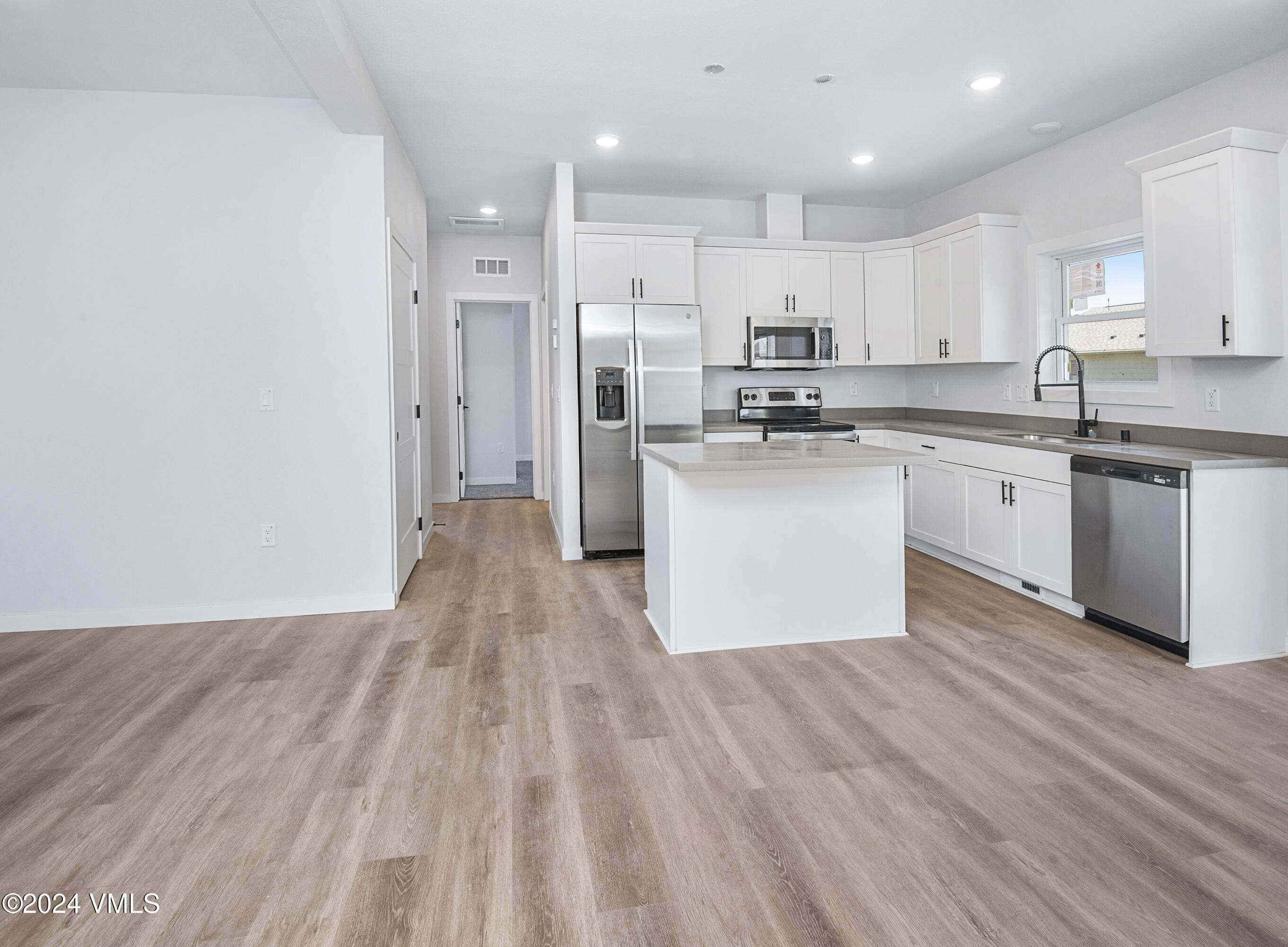 630 Blackhawk Road Property Photo 15