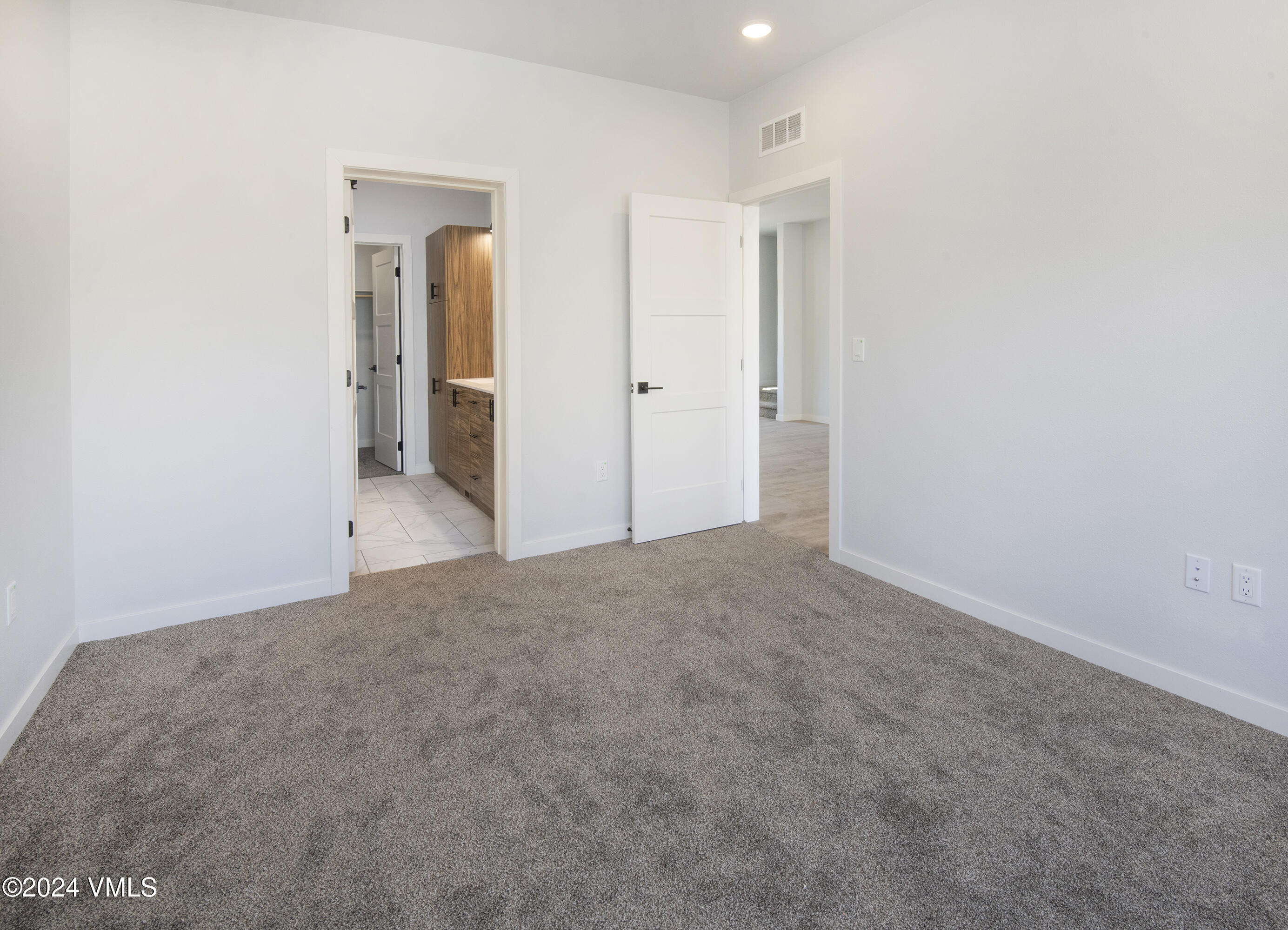 630 Blackhawk Road Property Photo 24