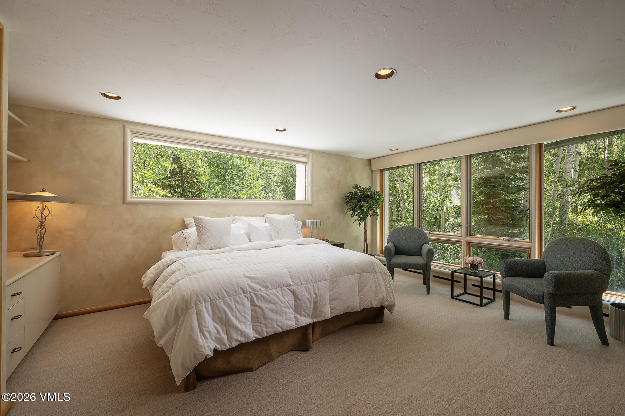2038 Sunburst Drive Property Photo 12