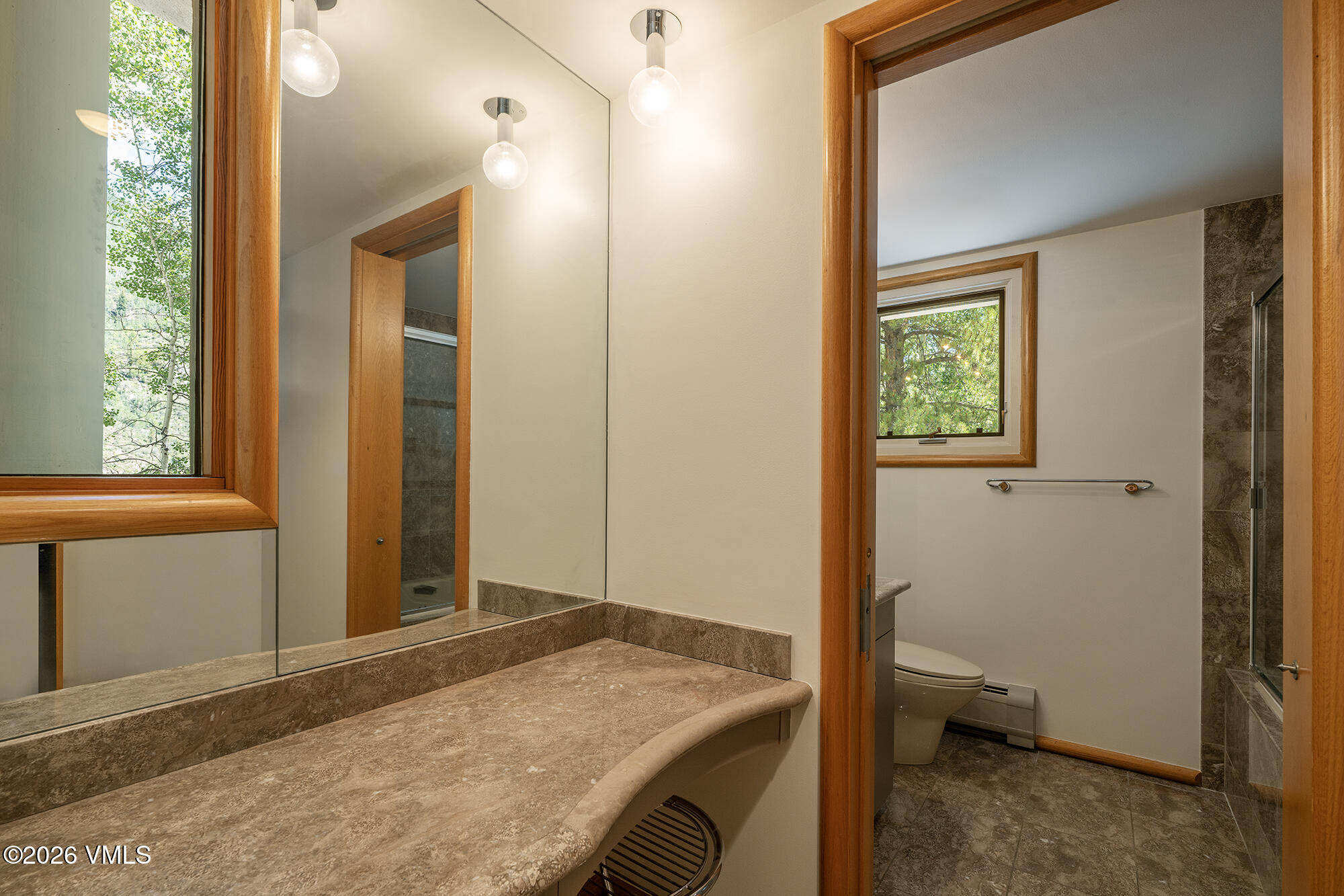 2038 Sunburst Drive Property Photo 13