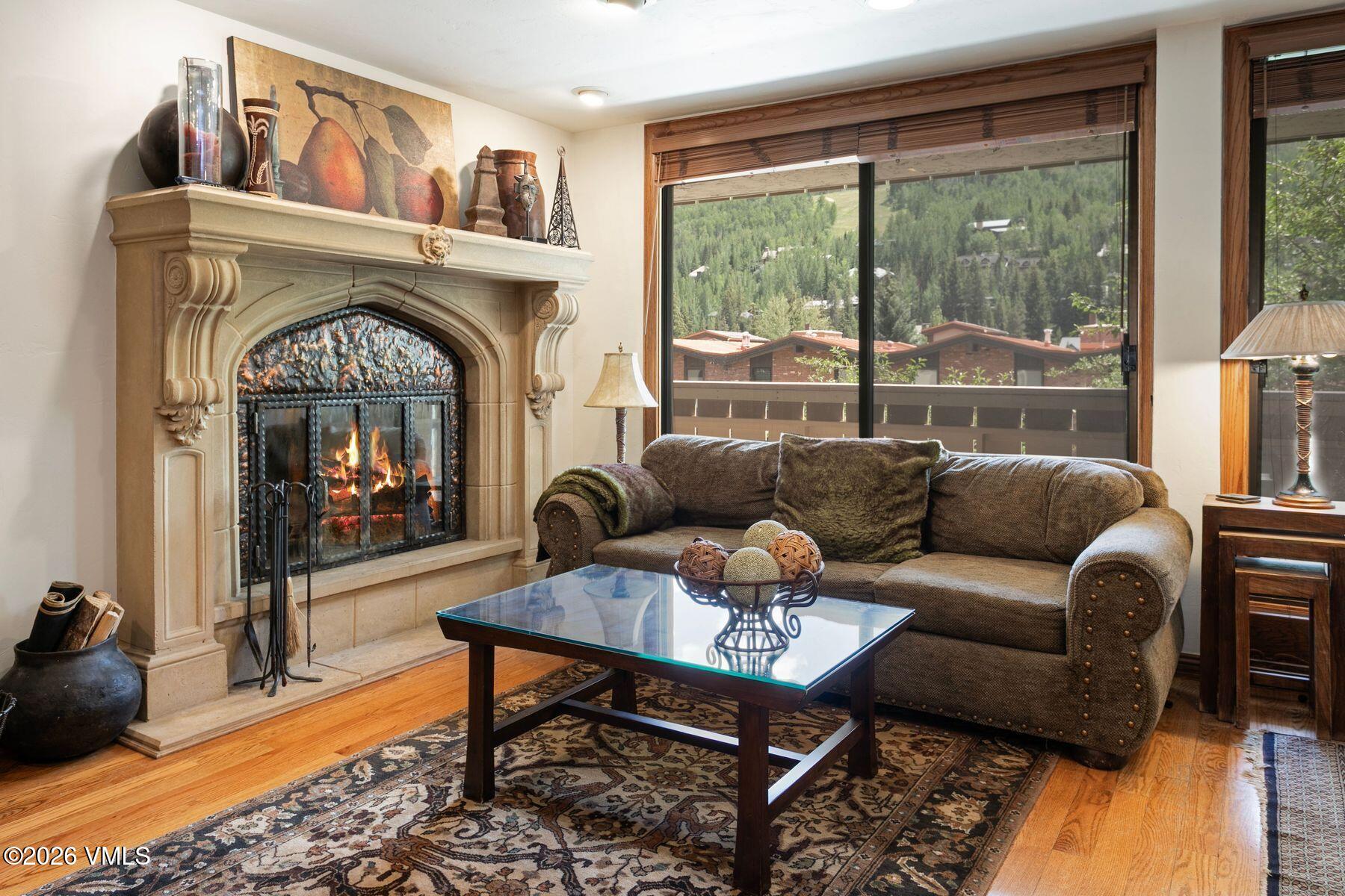 131 W Meadow Drive # 202 Property Photo 6
