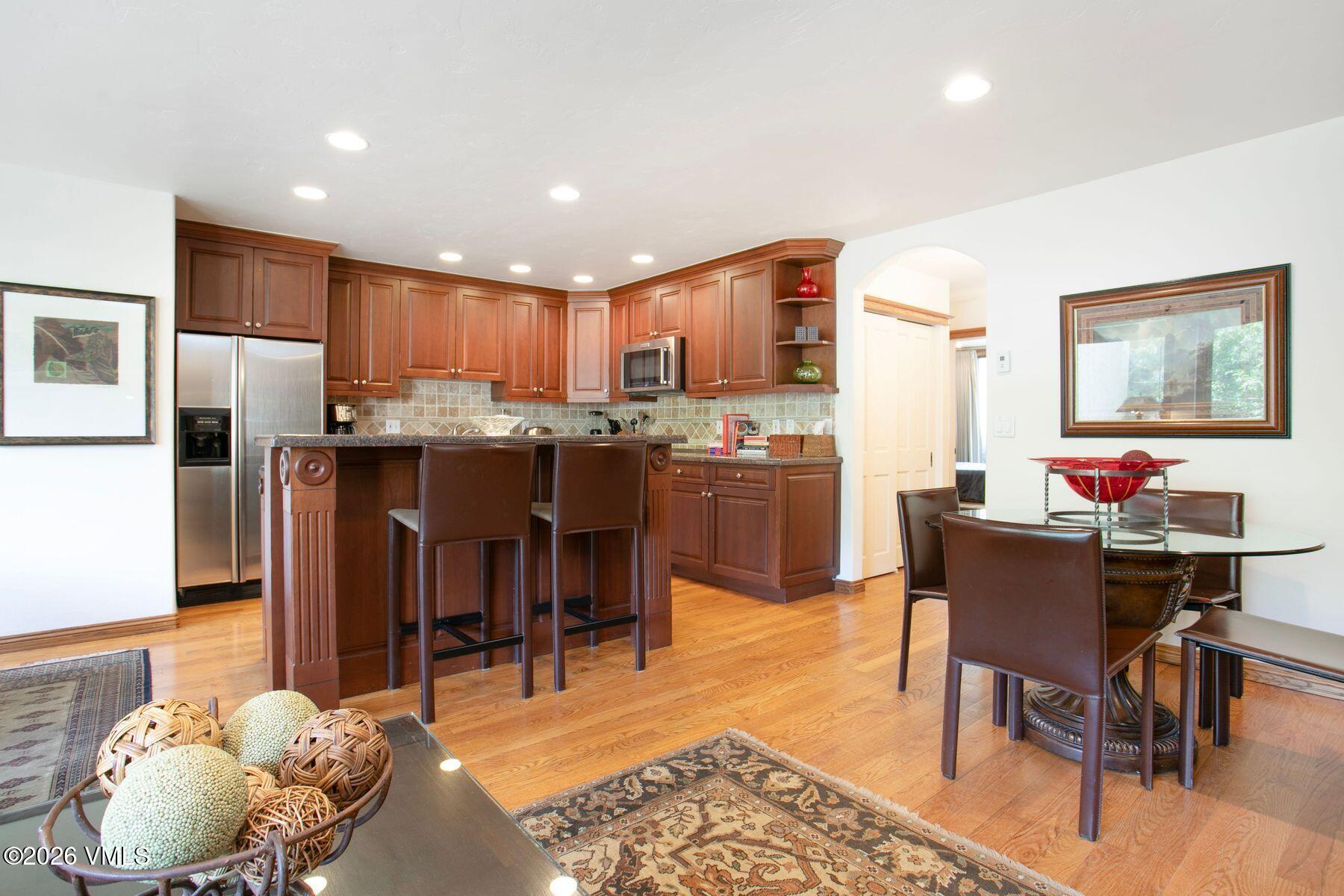 131 W Meadow Drive # 202 Property Photo 10