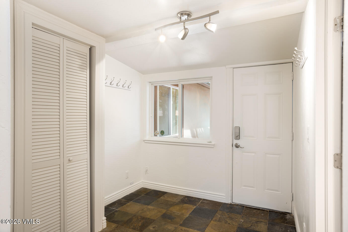 711 Prince Alley Property Photo 10