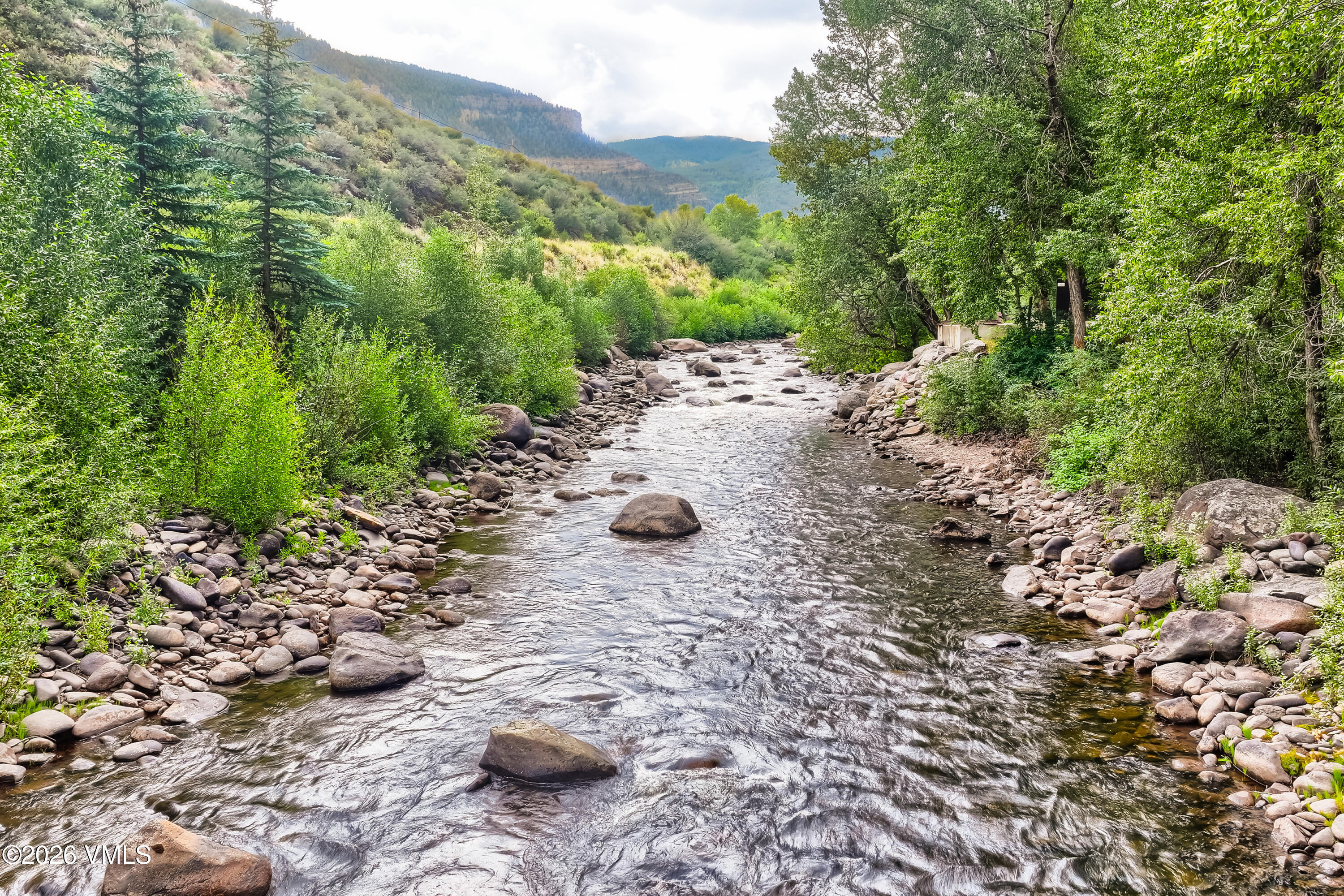 478 Eagle River Street Property Photo 8