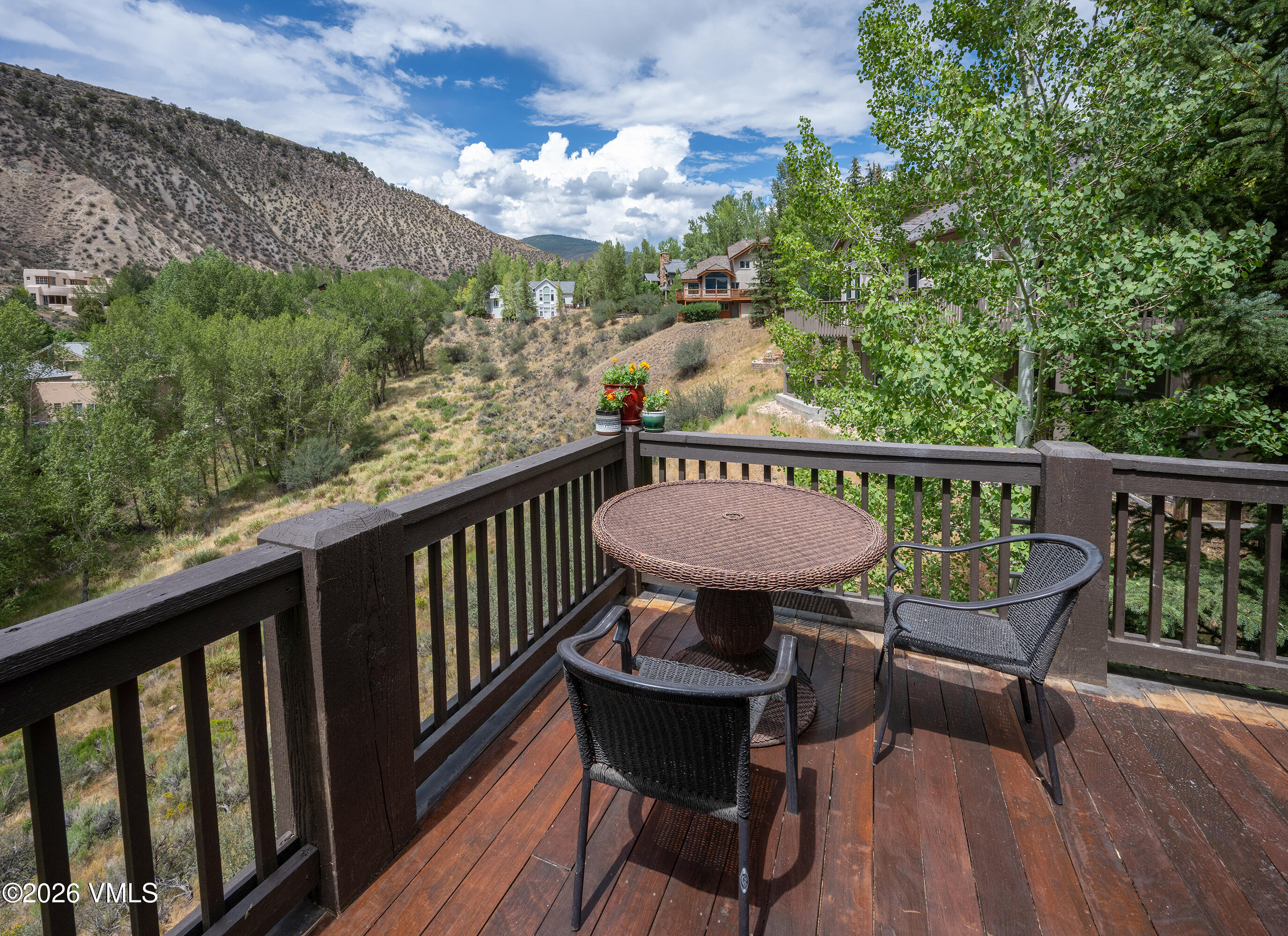 982 June Creek Road Property Photo 15