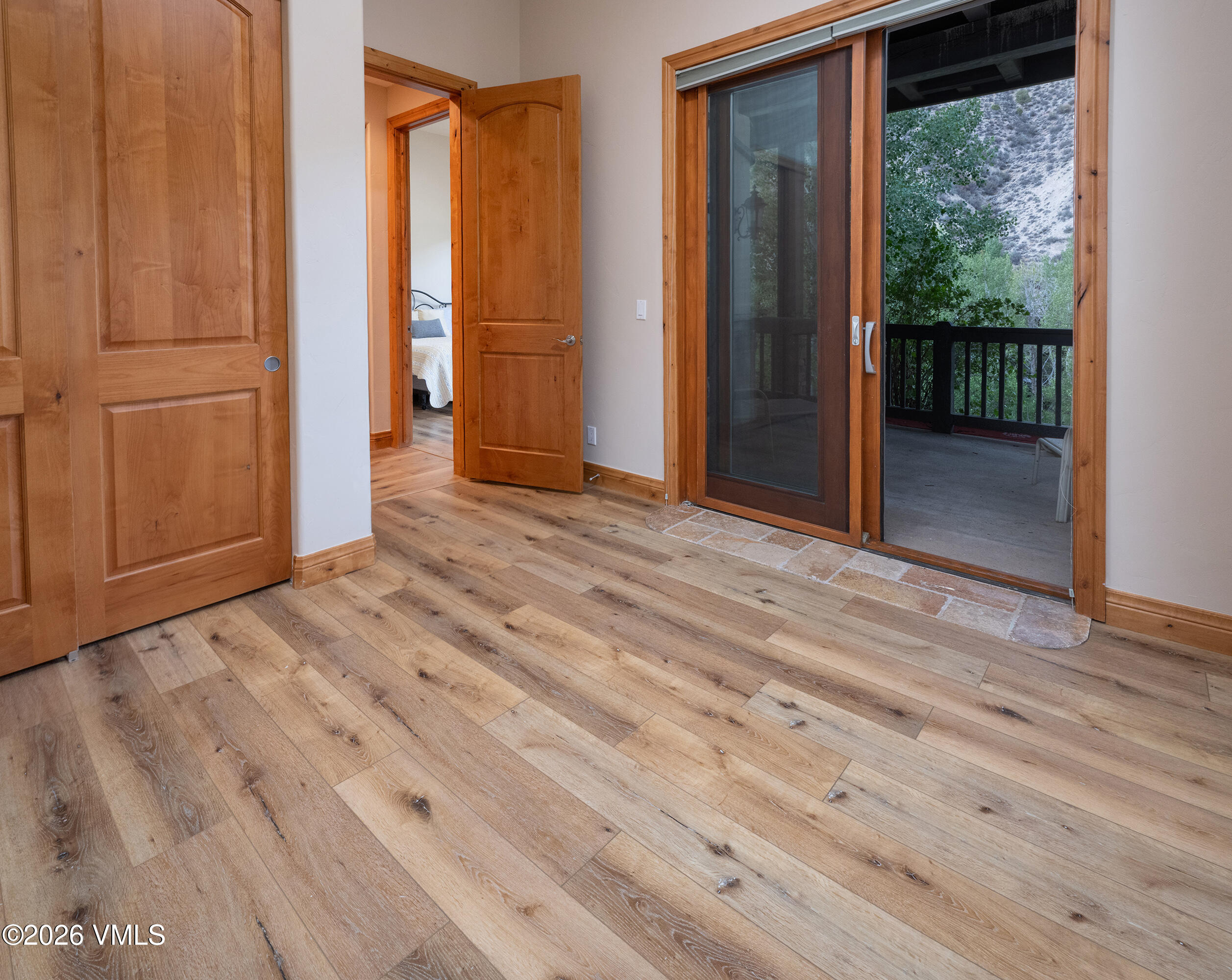 982 June Creek Road Property Photo 34