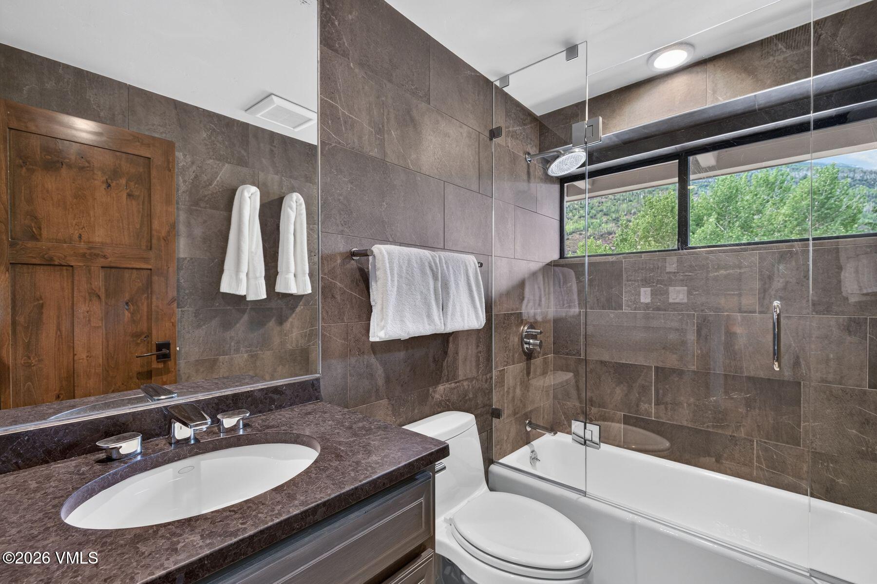 1650 Fall Ridge Road 312 Property Photo 14