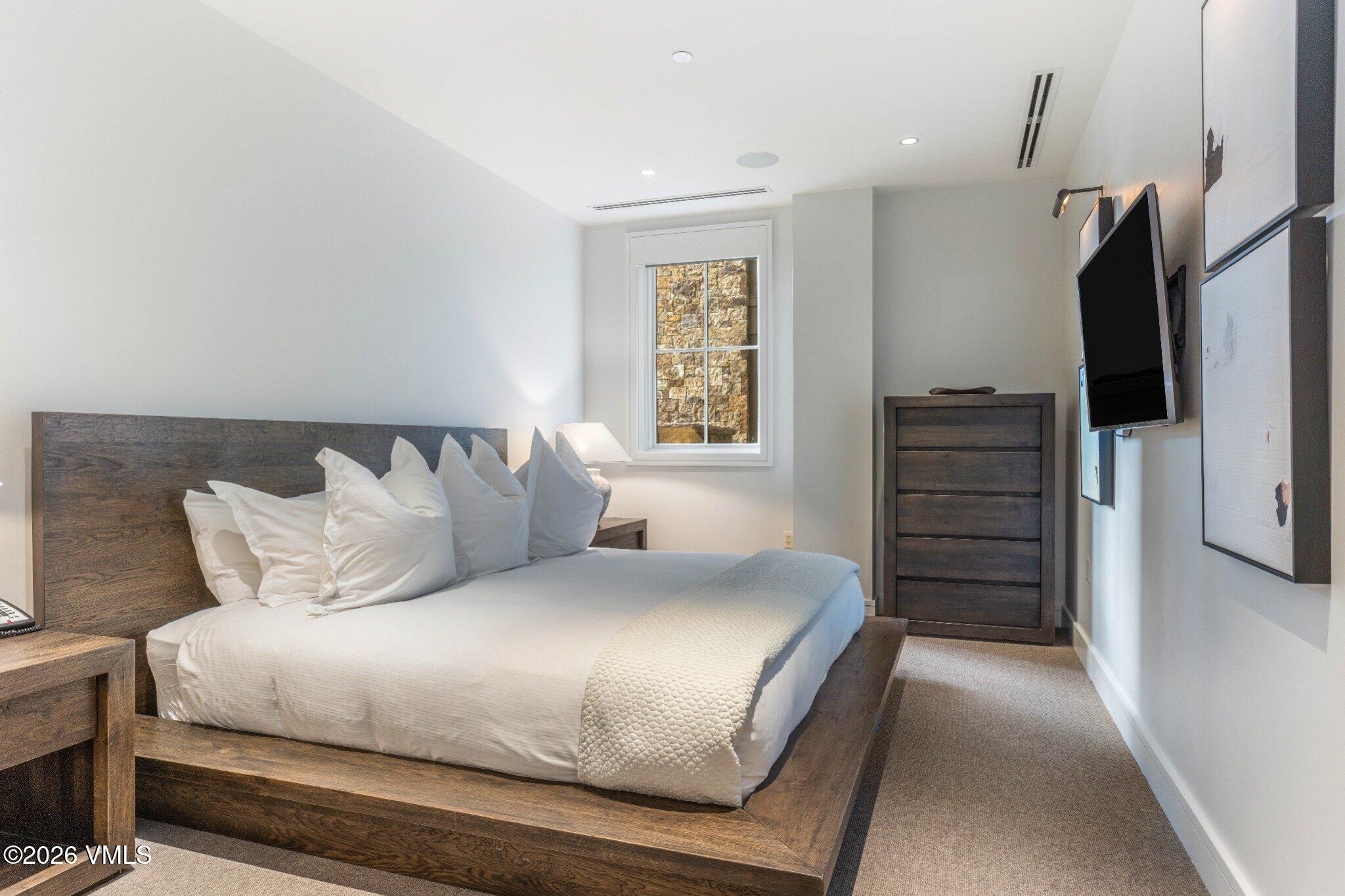 141 E Meadow Drive # 3d-east Property Photo 27