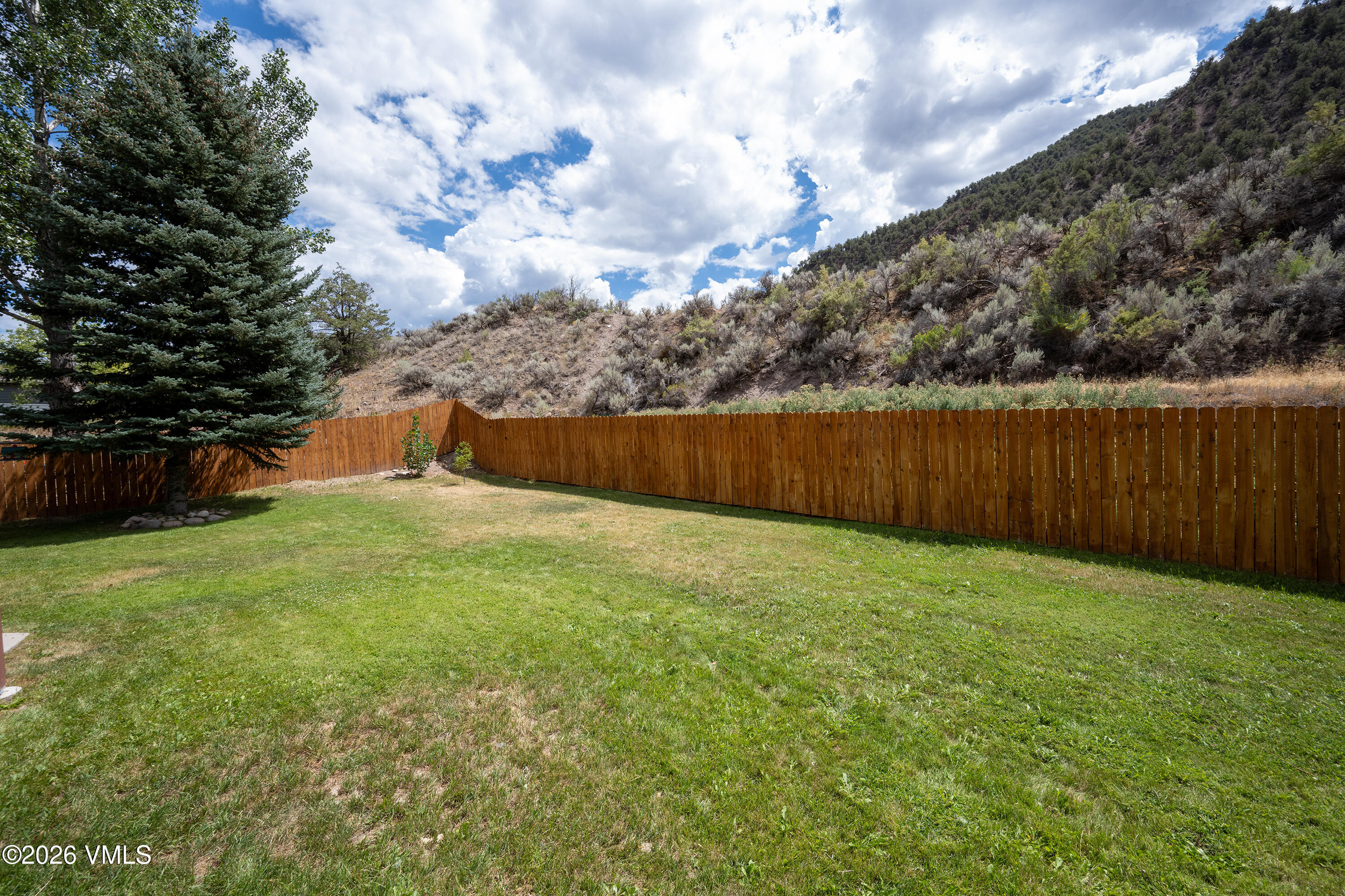265 Price Place Property Photo 16