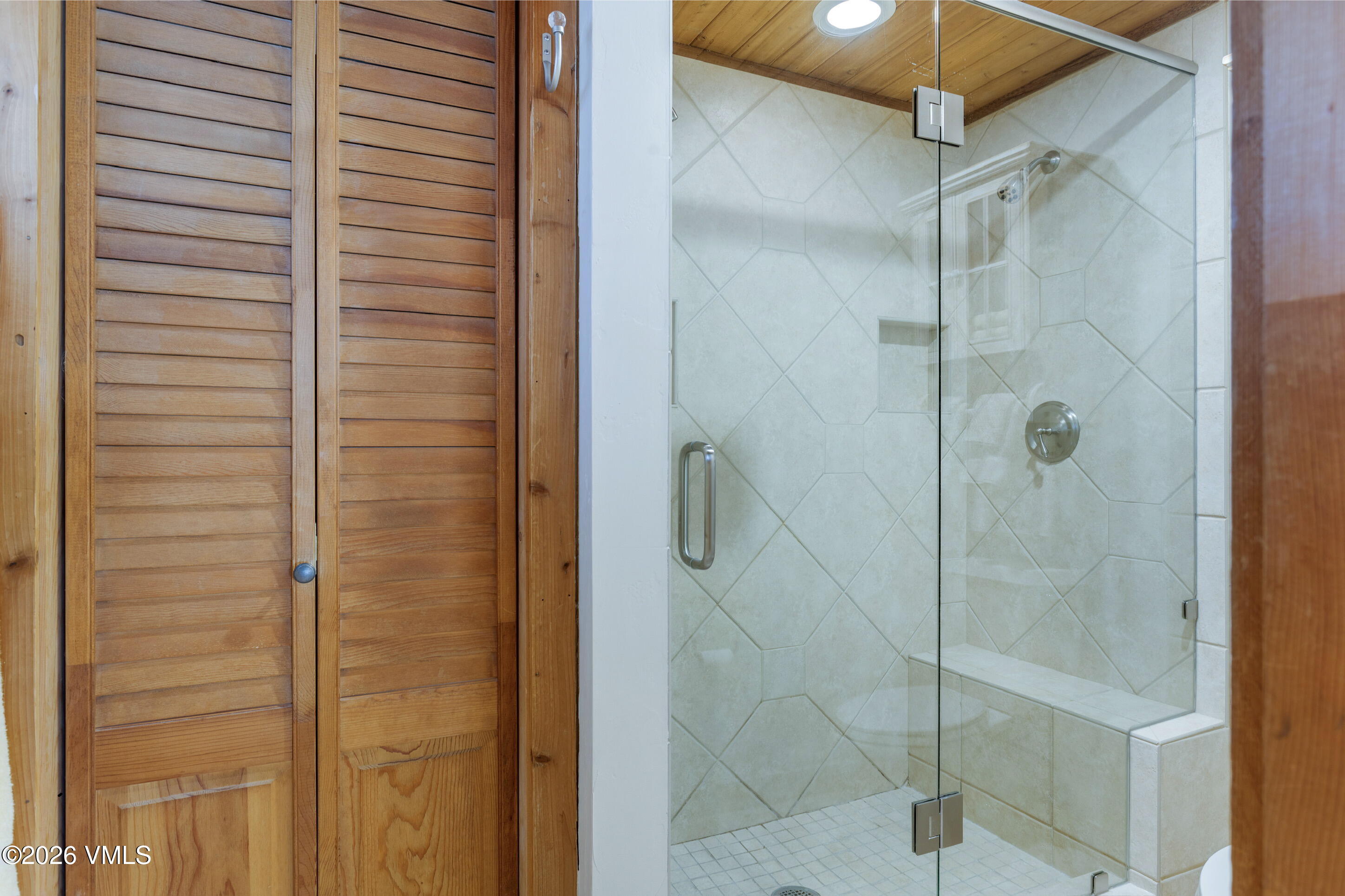 1513 Squaw Creek Road Property Photo 25