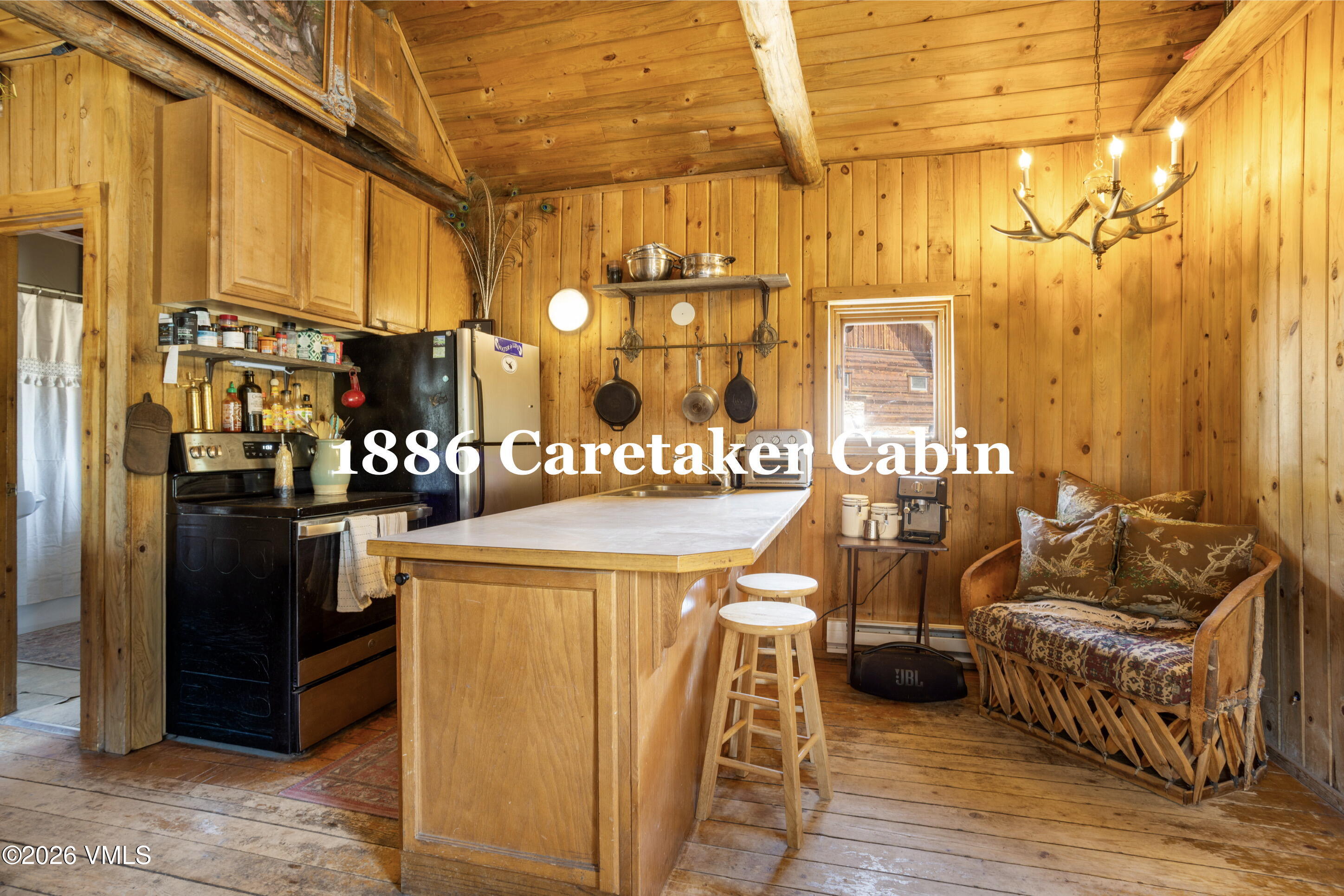 1513 Squaw Creek Road Property Photo 34