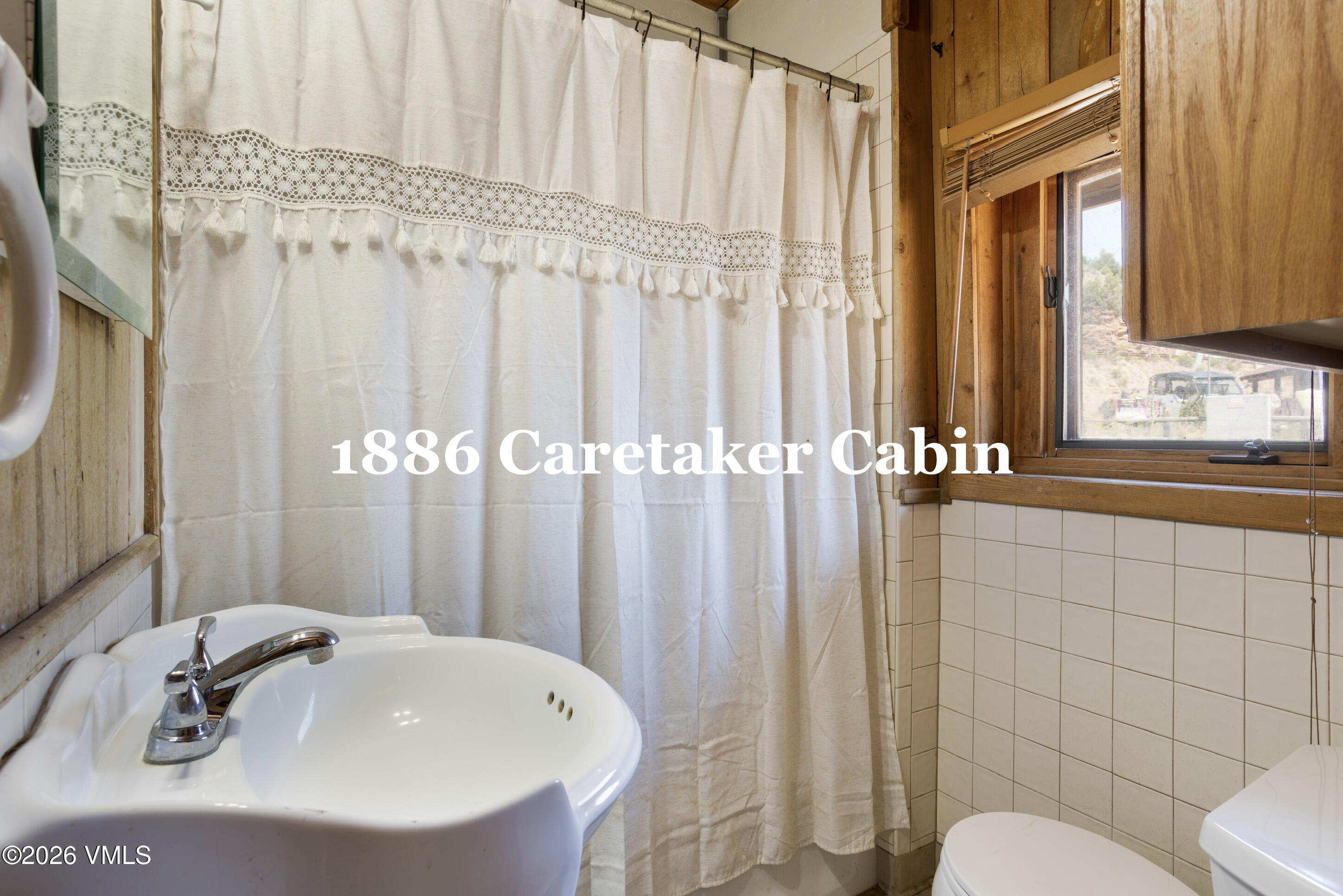 1513 Squaw Creek Road Property Photo 37