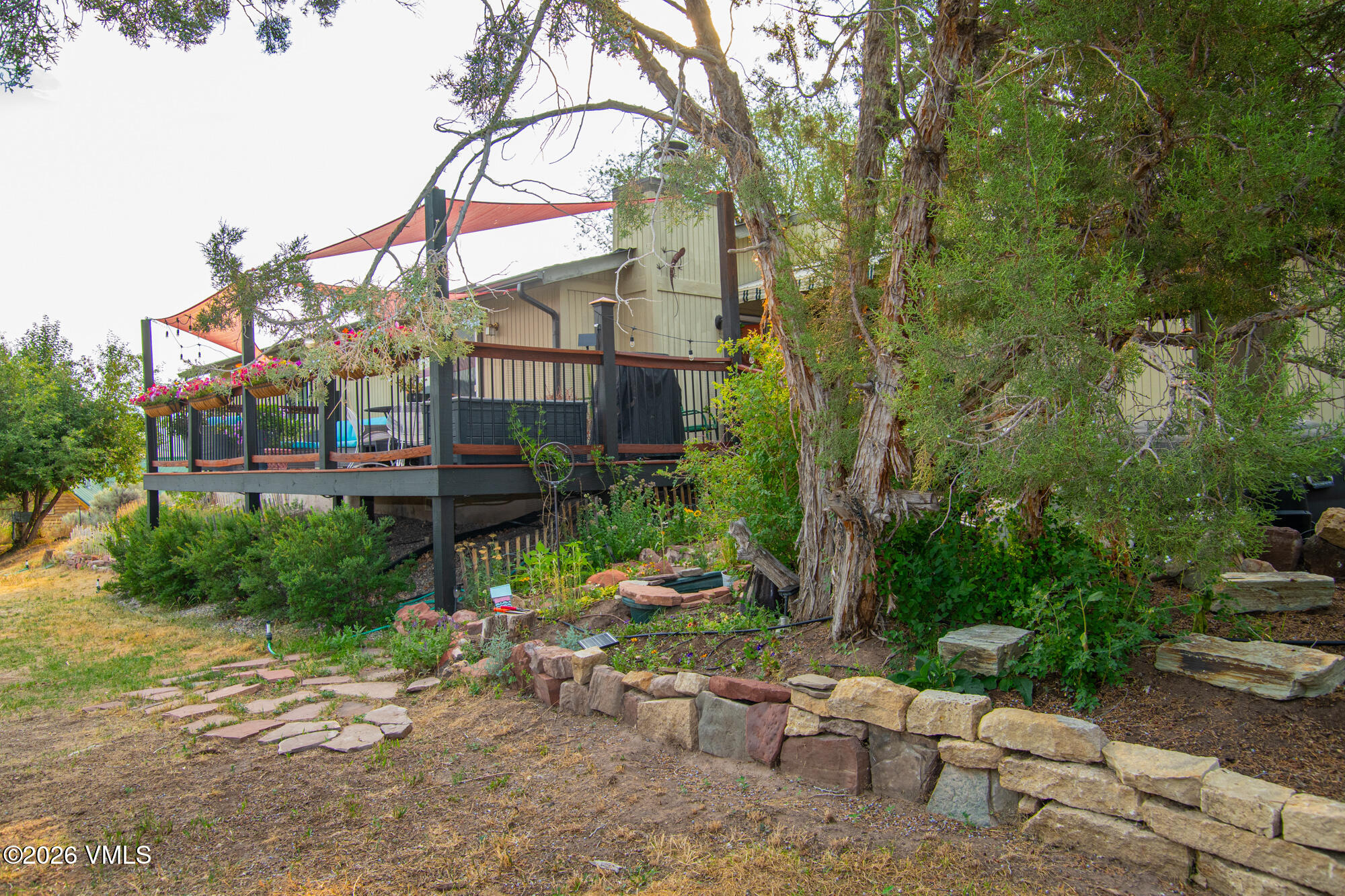 221 Cedar Drive Property Photo 12
