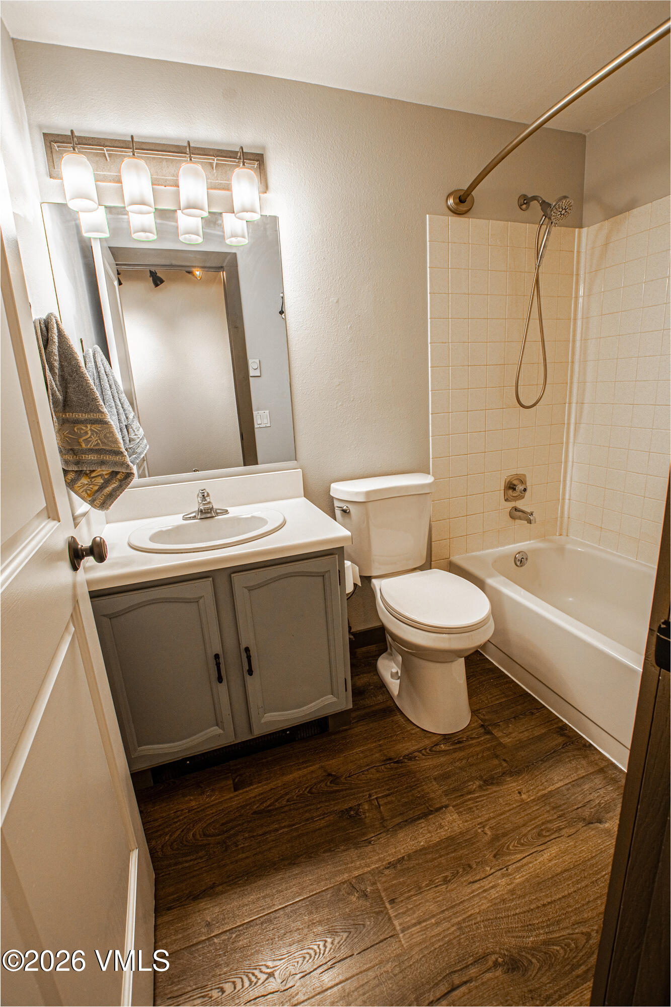 221 Cedar Drive Property Photo 22