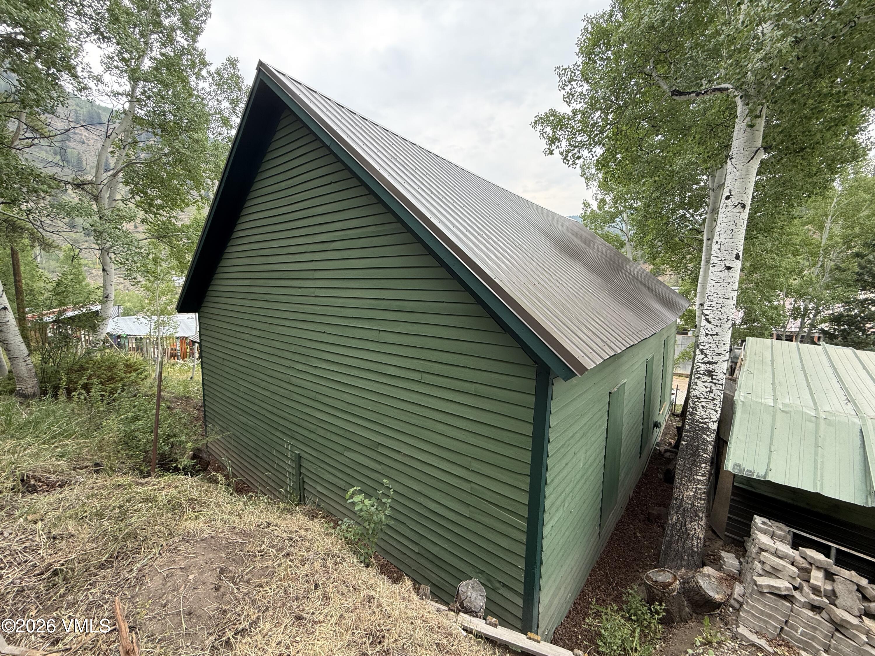 403 Pine Street Property Photo 18