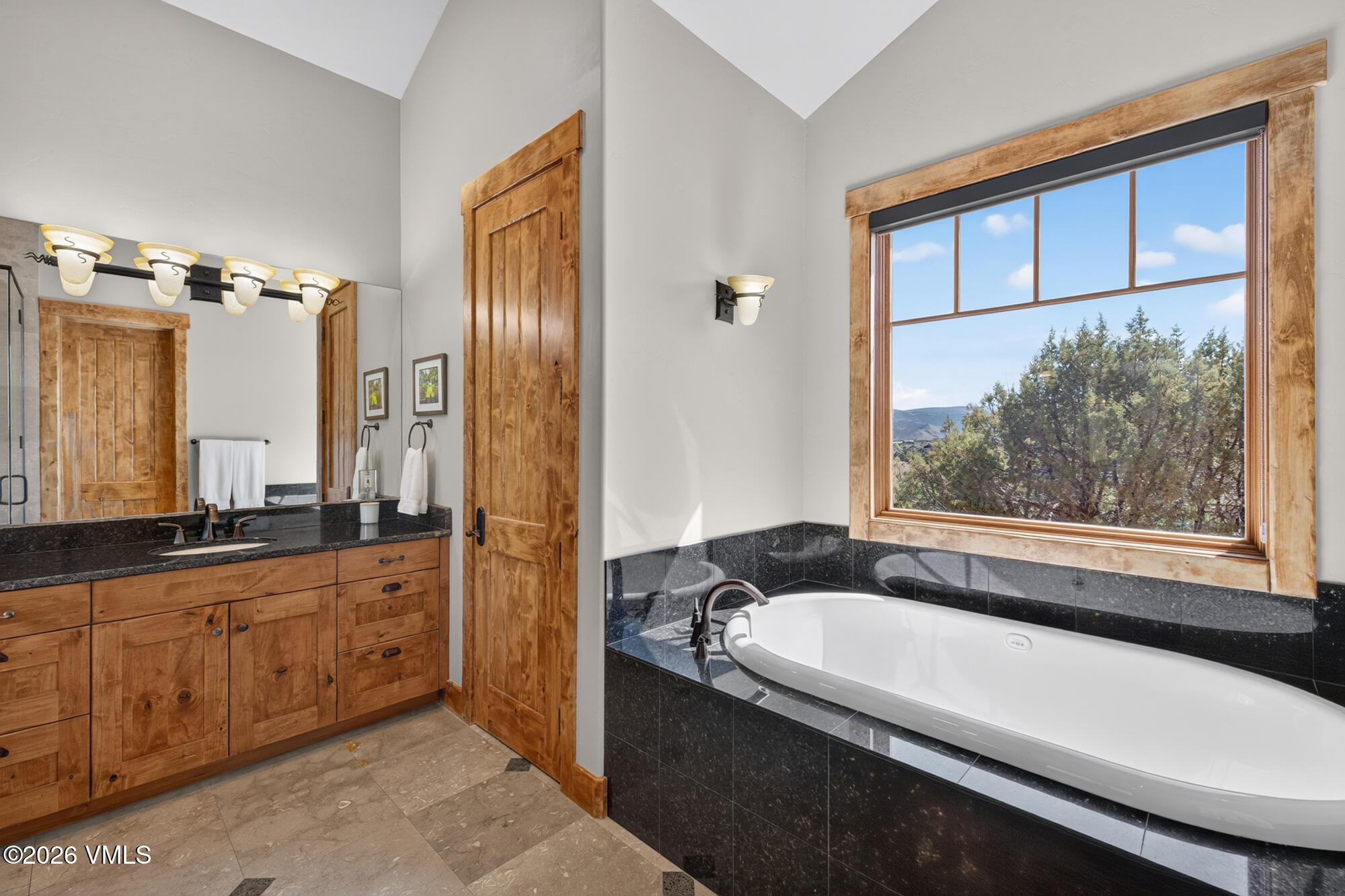 1083 Hernage Creek Road Property Photo 17