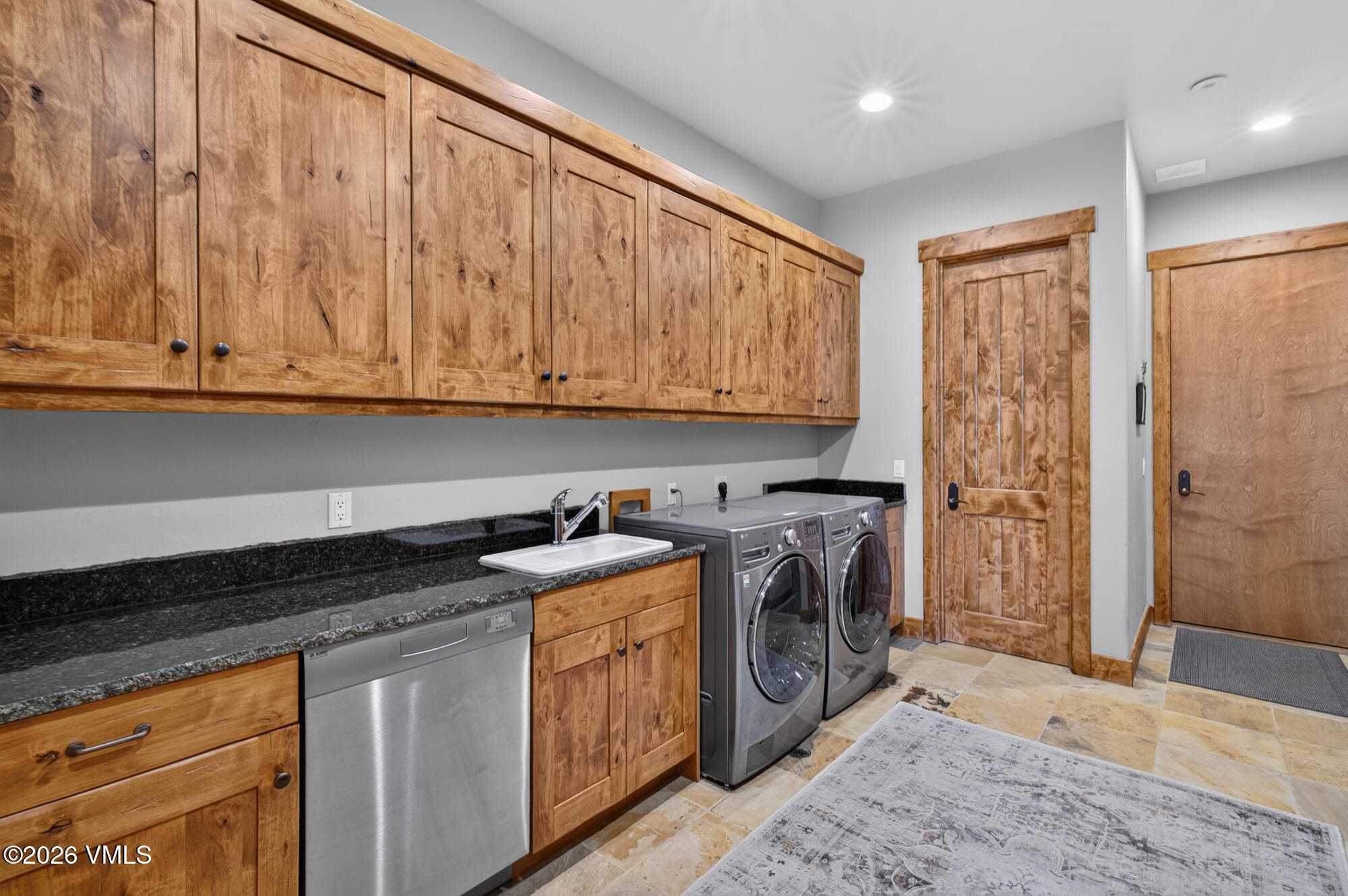 1083 Hernage Creek Road Property Photo 38
