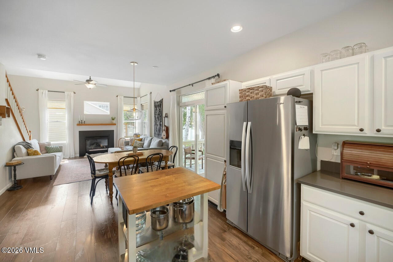 40 Beecher Street Property Photo 23