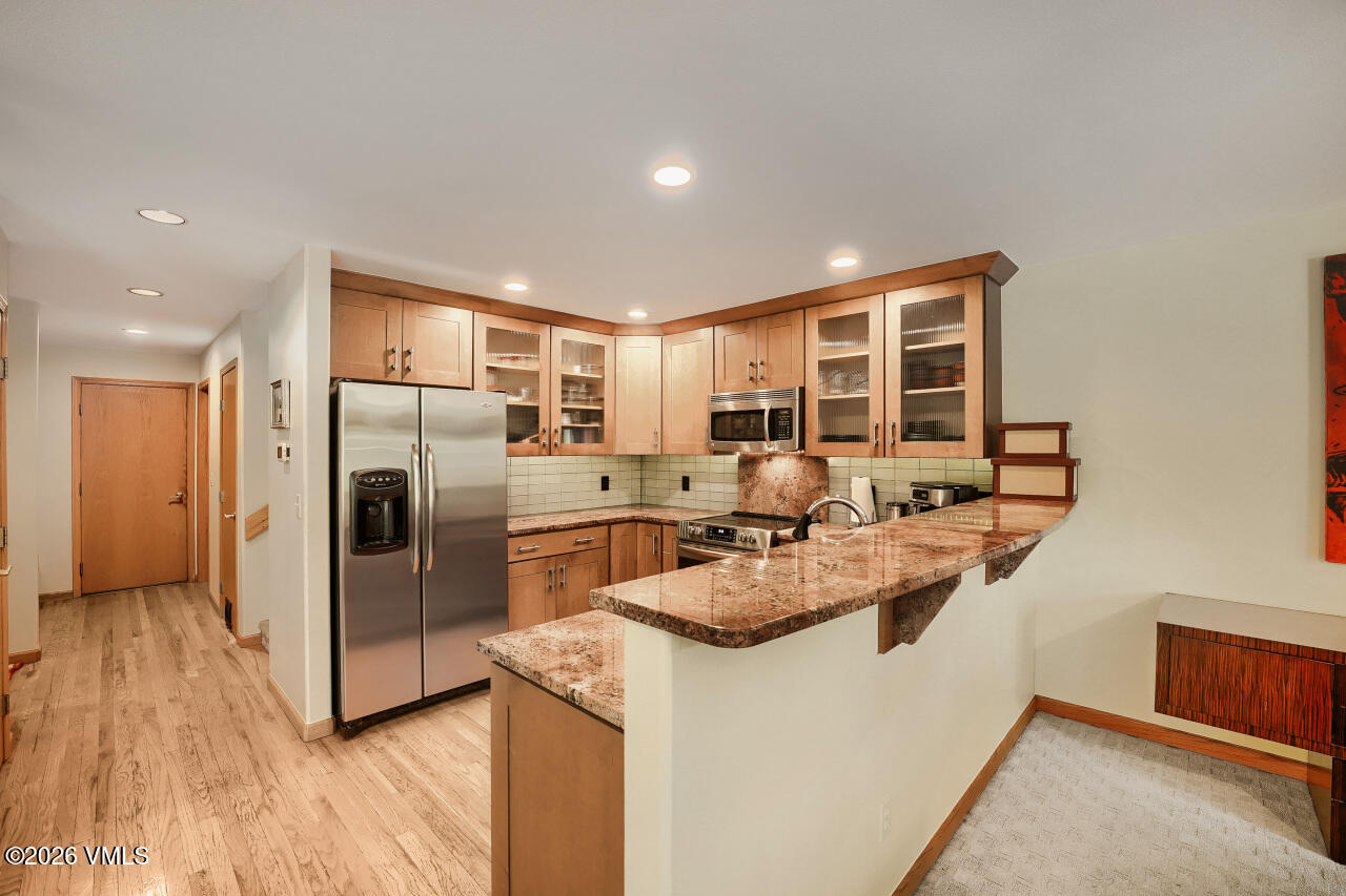 11 Stetson Drive # A Property Photo 5