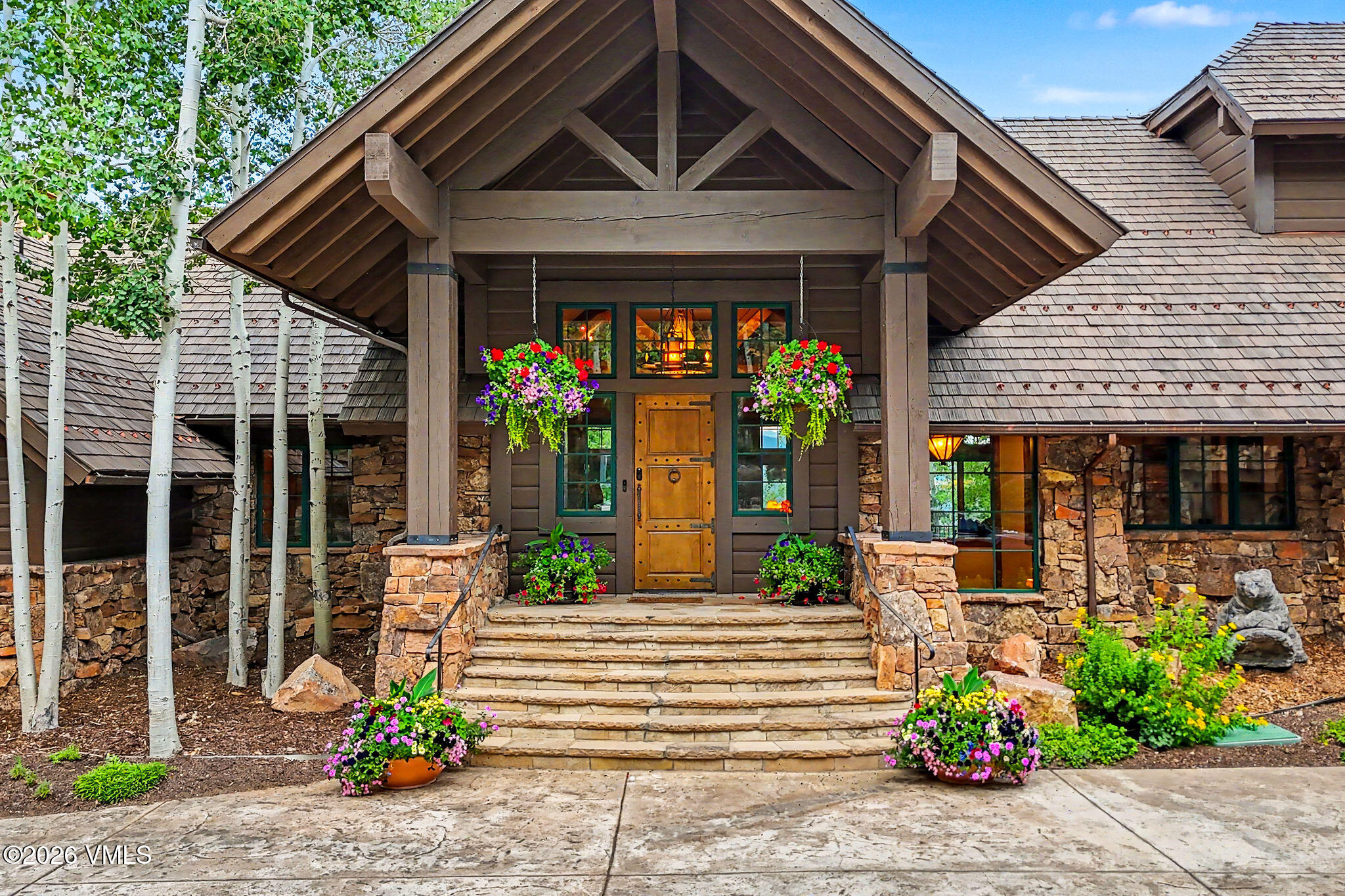 919 Bachelor Ridge