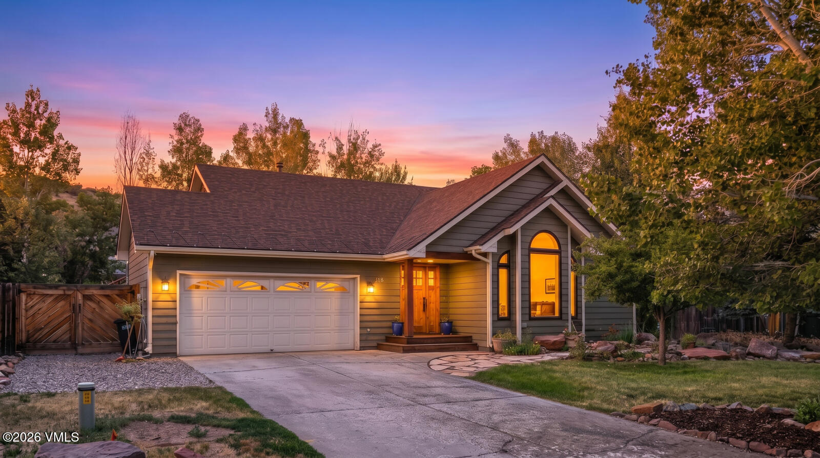 318 Ryshot Property Photo 1