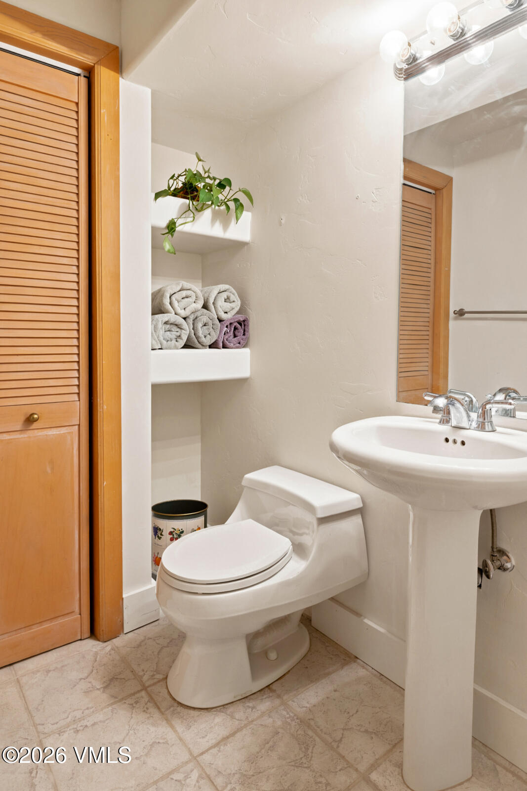 318 Ryshot Property Photo 23