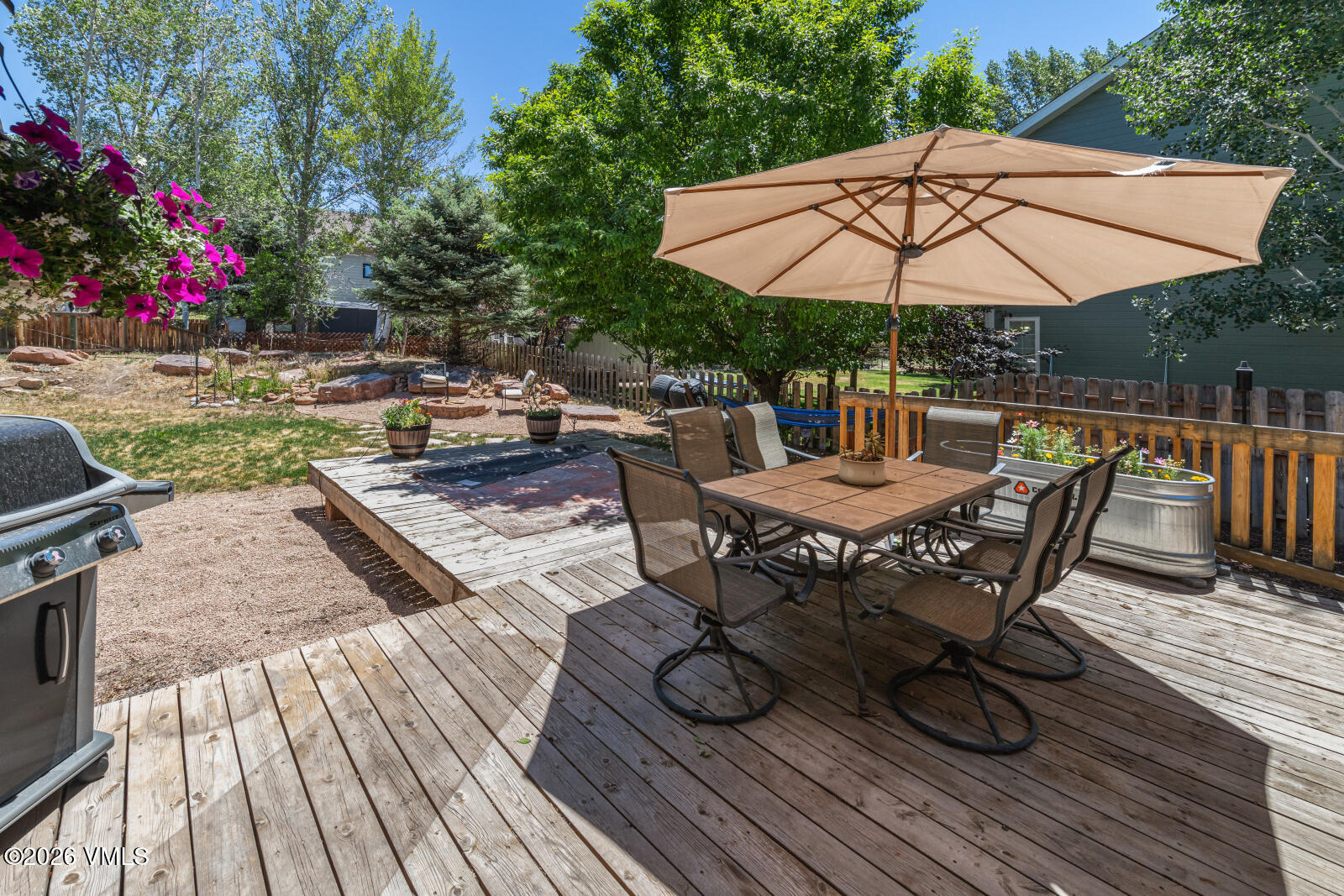 318 Ryshot Property Photo 26