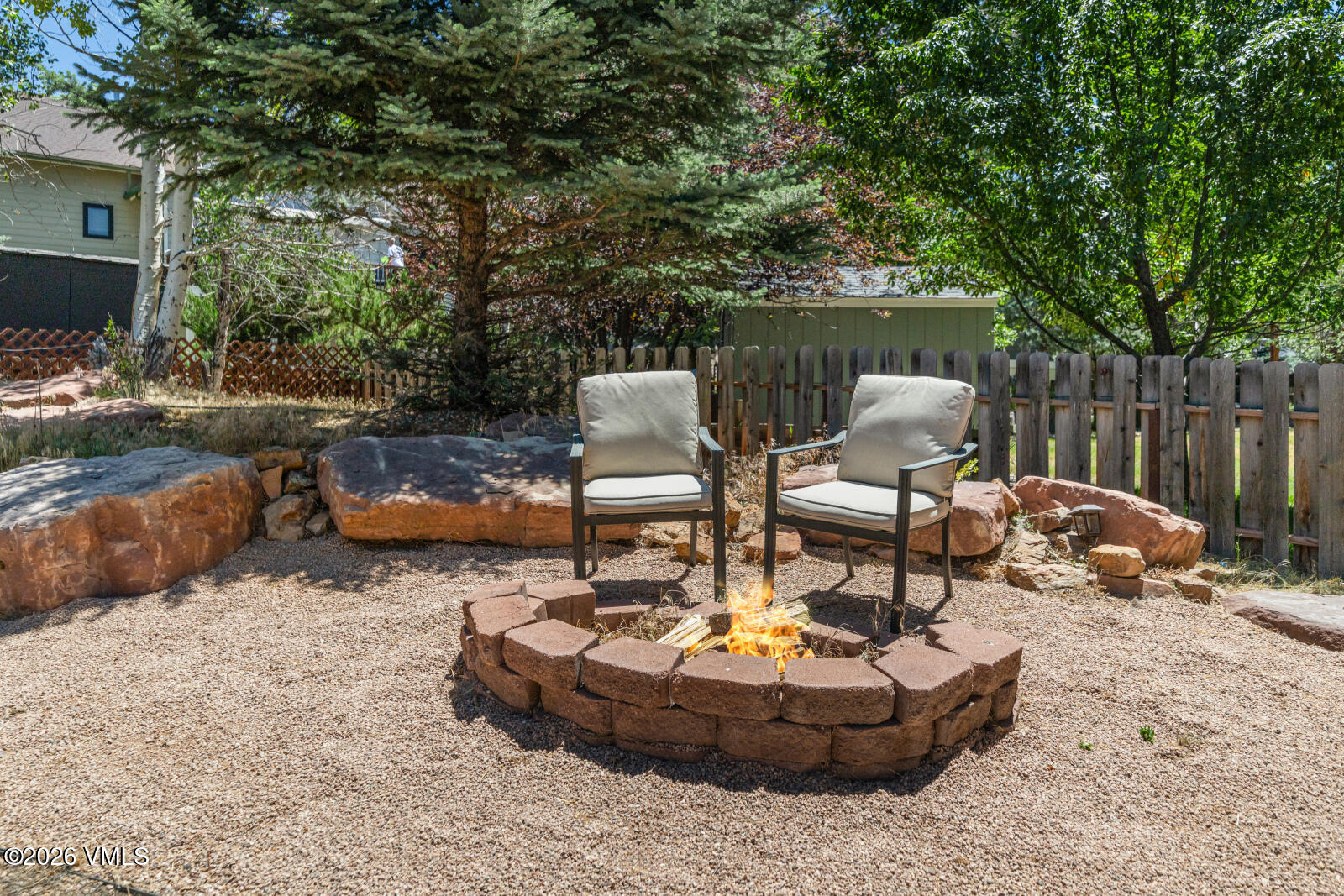 318 Ryshot Property Photo 28
