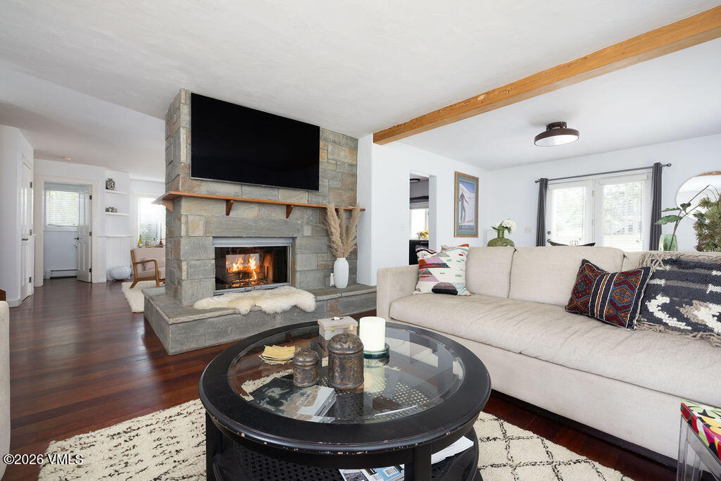 460 Rawhide Road B Property Photo 1