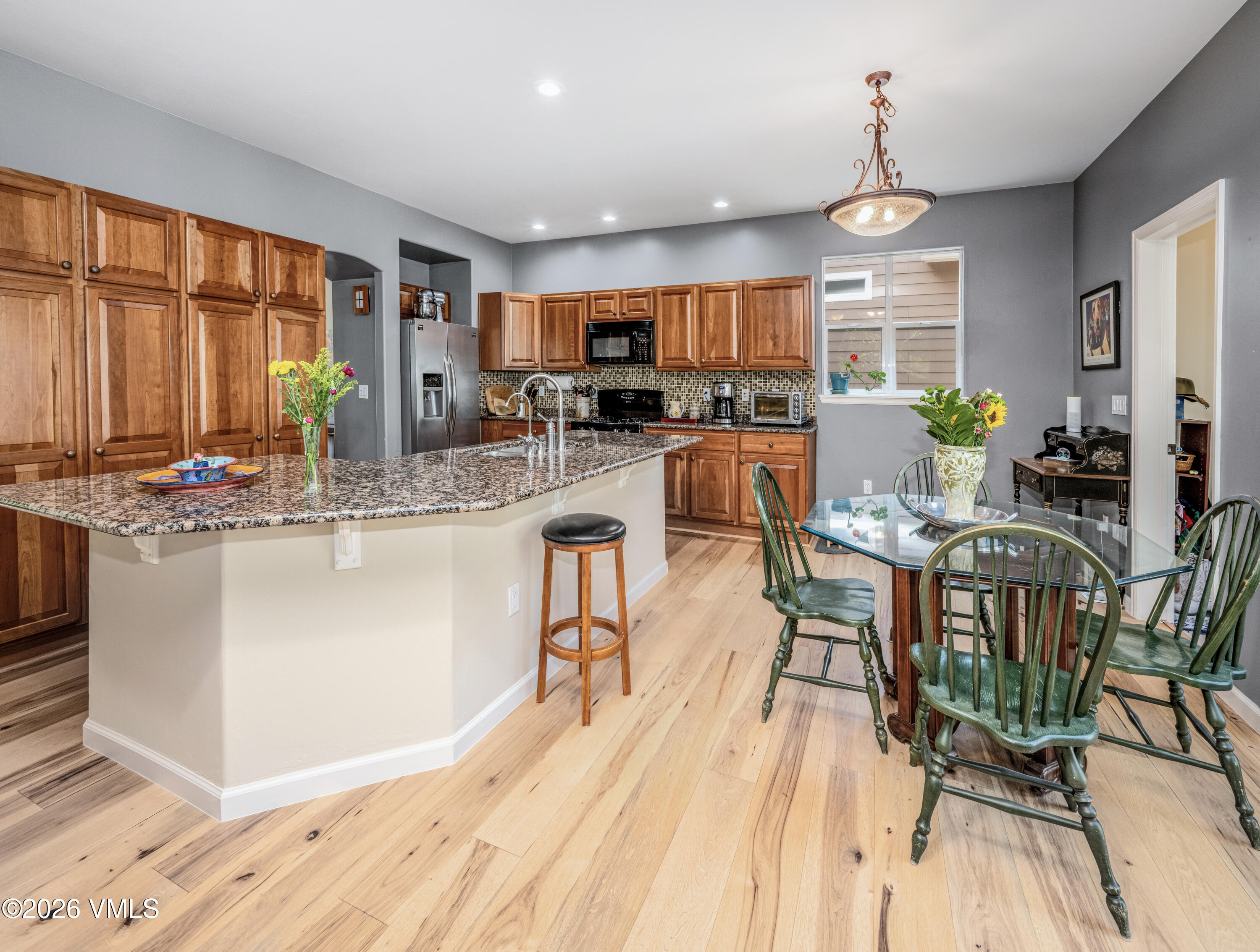 35 Beecher Street Property Photo 11