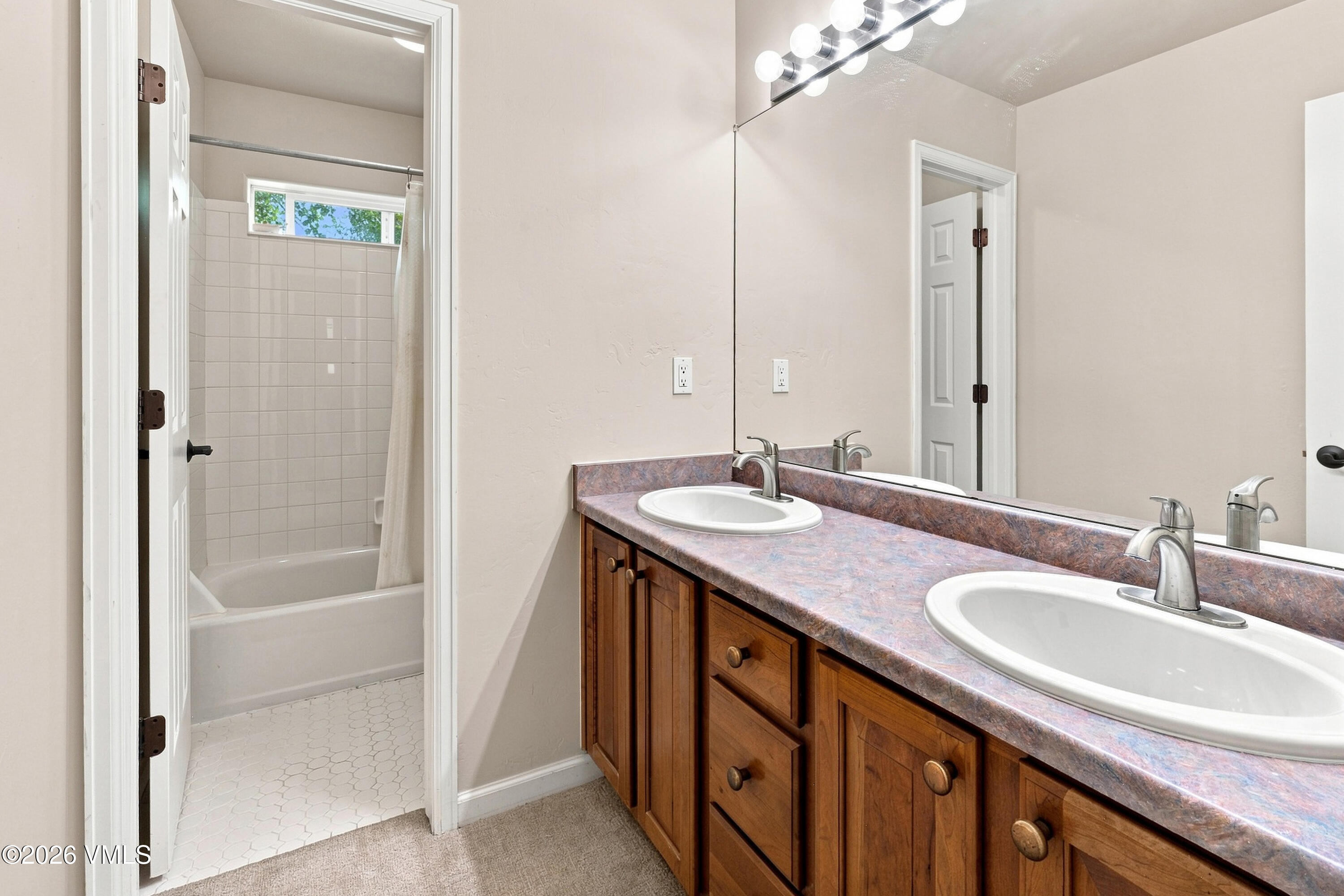 35 Beecher Street Property Photo 20
