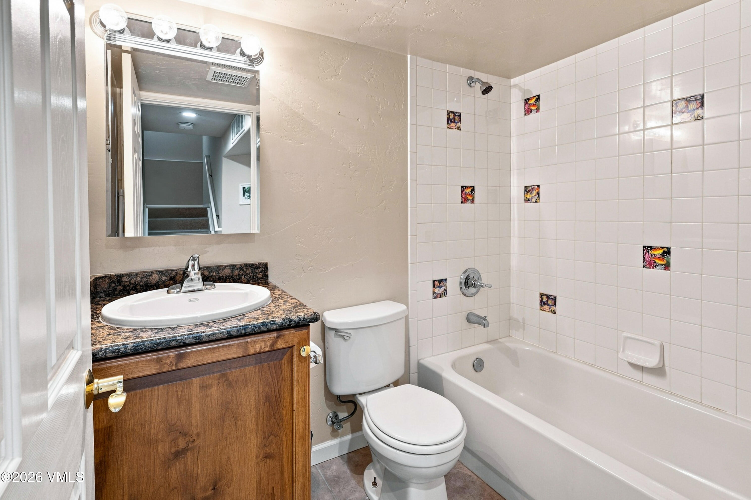 35 Beecher Street Property Photo 24