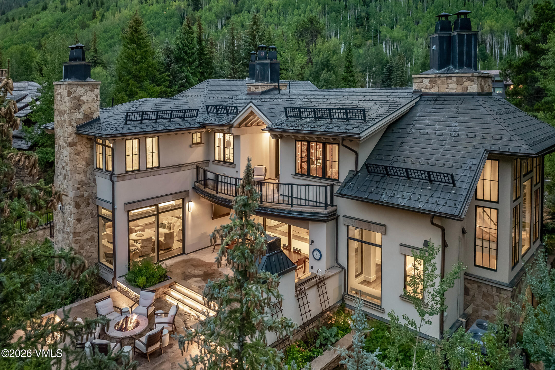 1109 Vail Valley Drive Property Photo 3