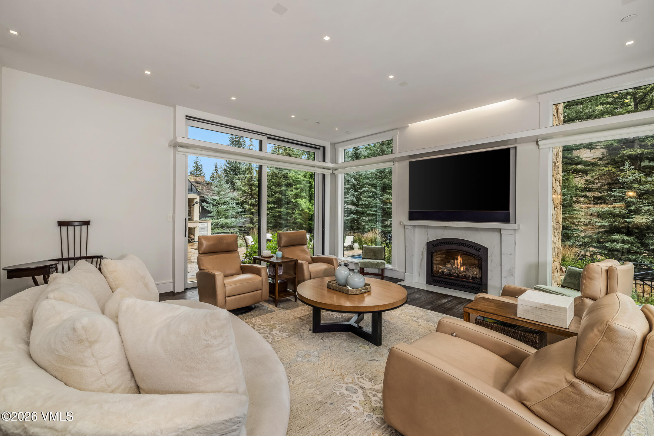 1109 Vail Valley Drive Property Photo 14
