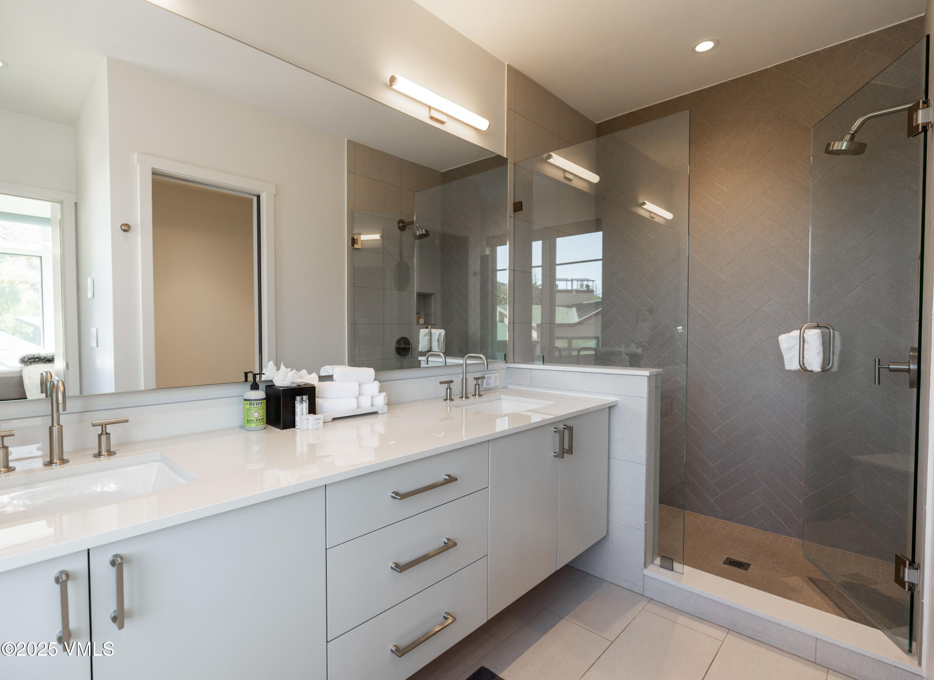 18 Waterfront Way Property Photo 16