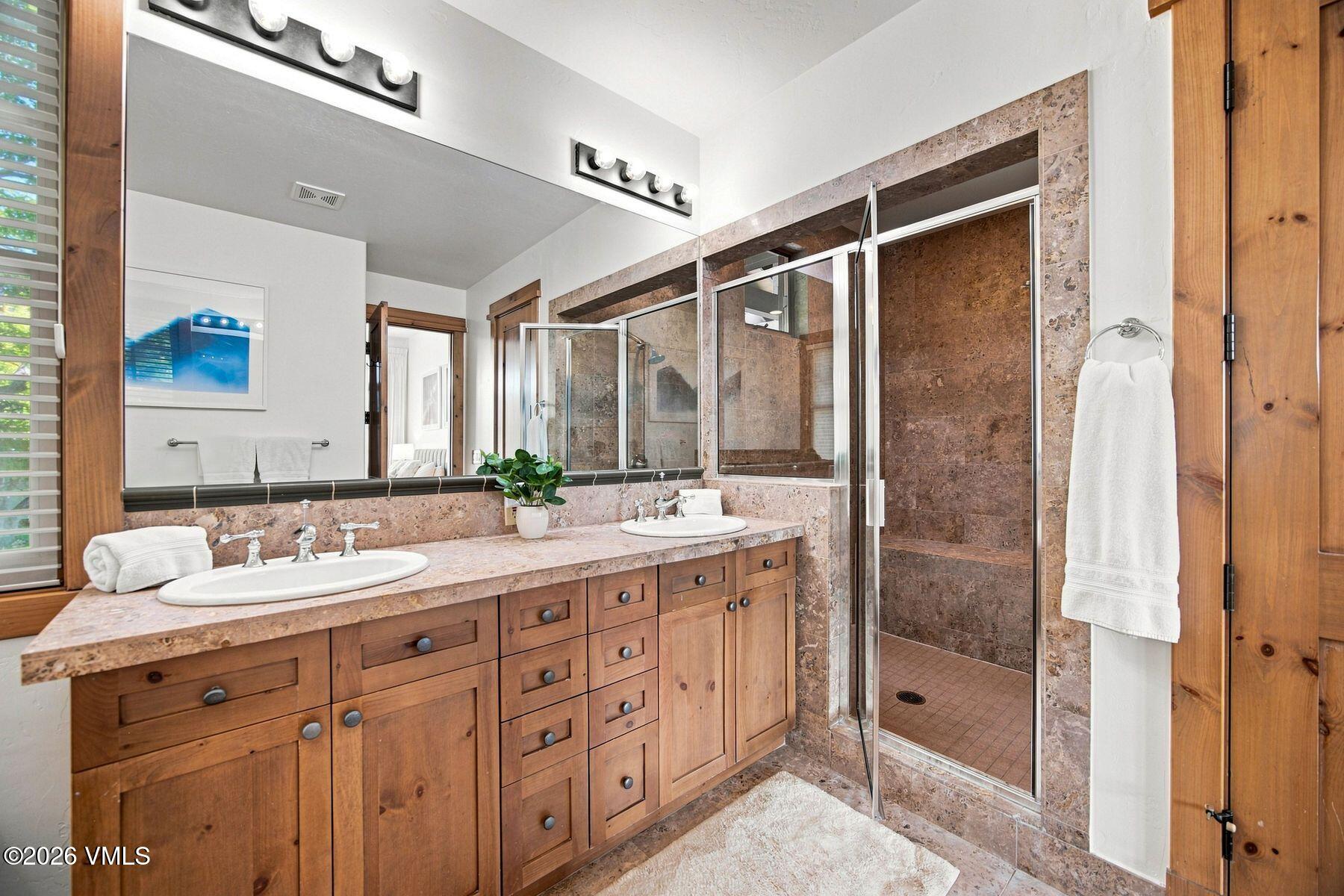 321 Legends Drive Property Photo 27