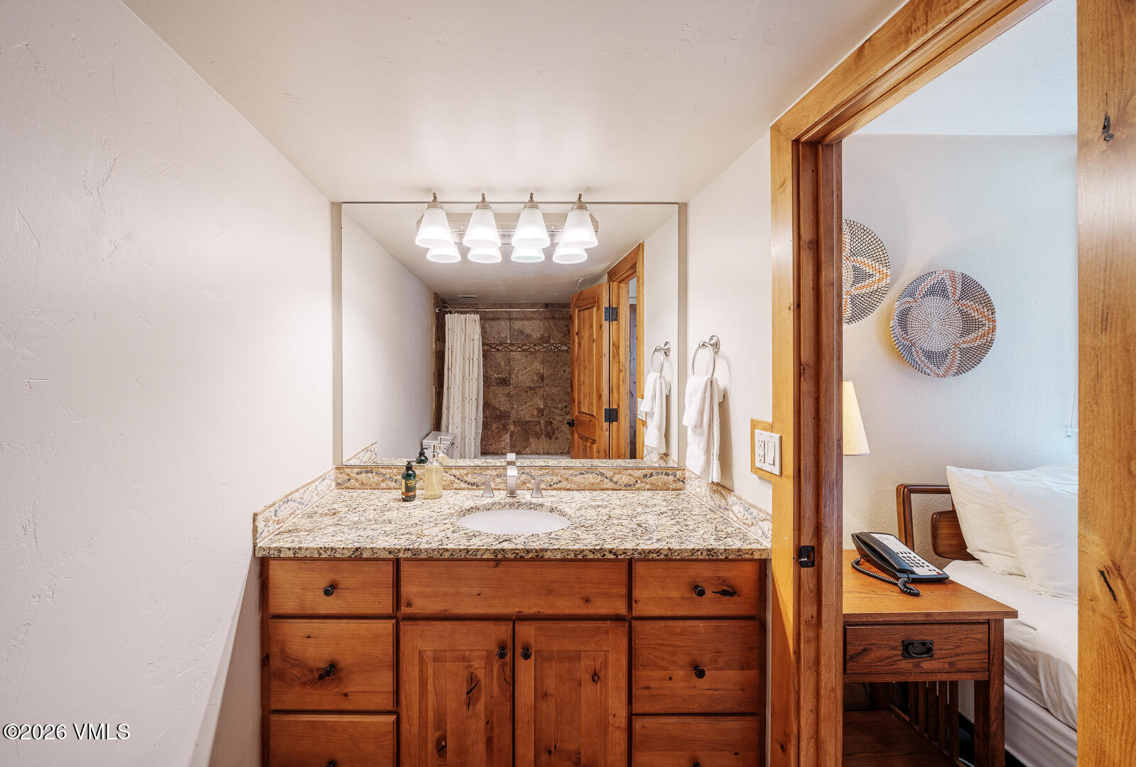 292 E Meadow Drive # 677 Property Photo 15
