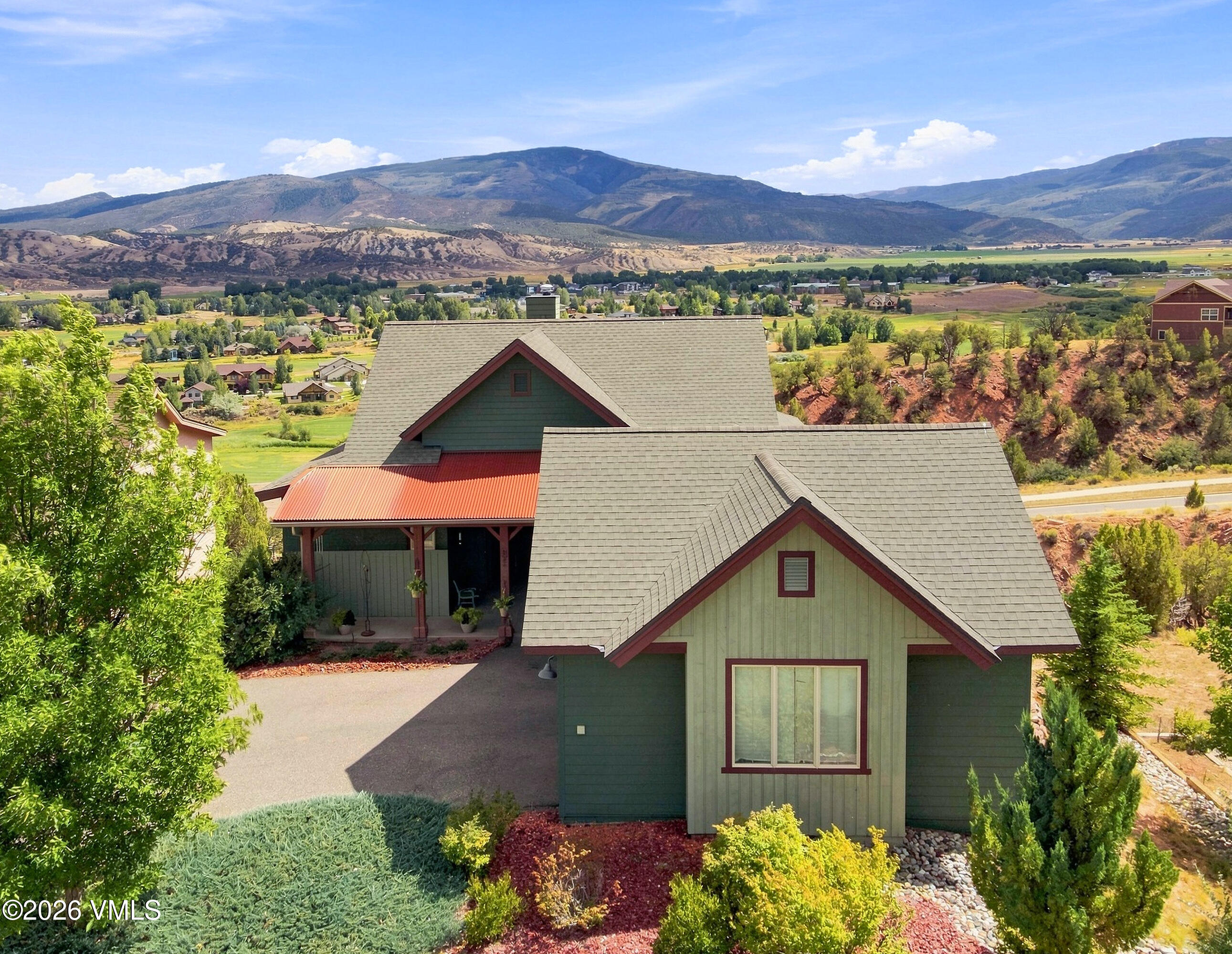 61 Open Sky Circle Property Photo 2