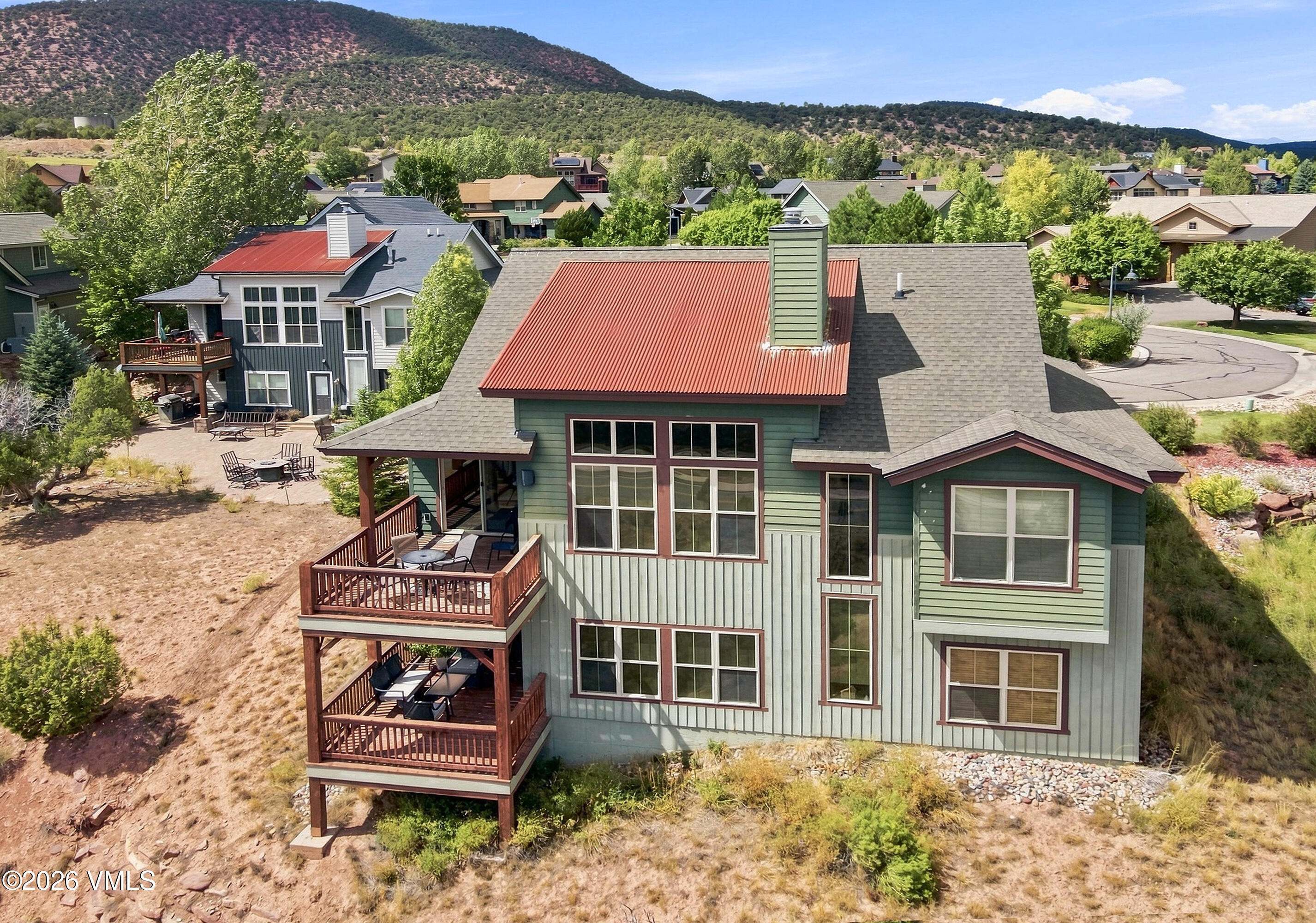 61 Open Sky Circle Property Photo 3