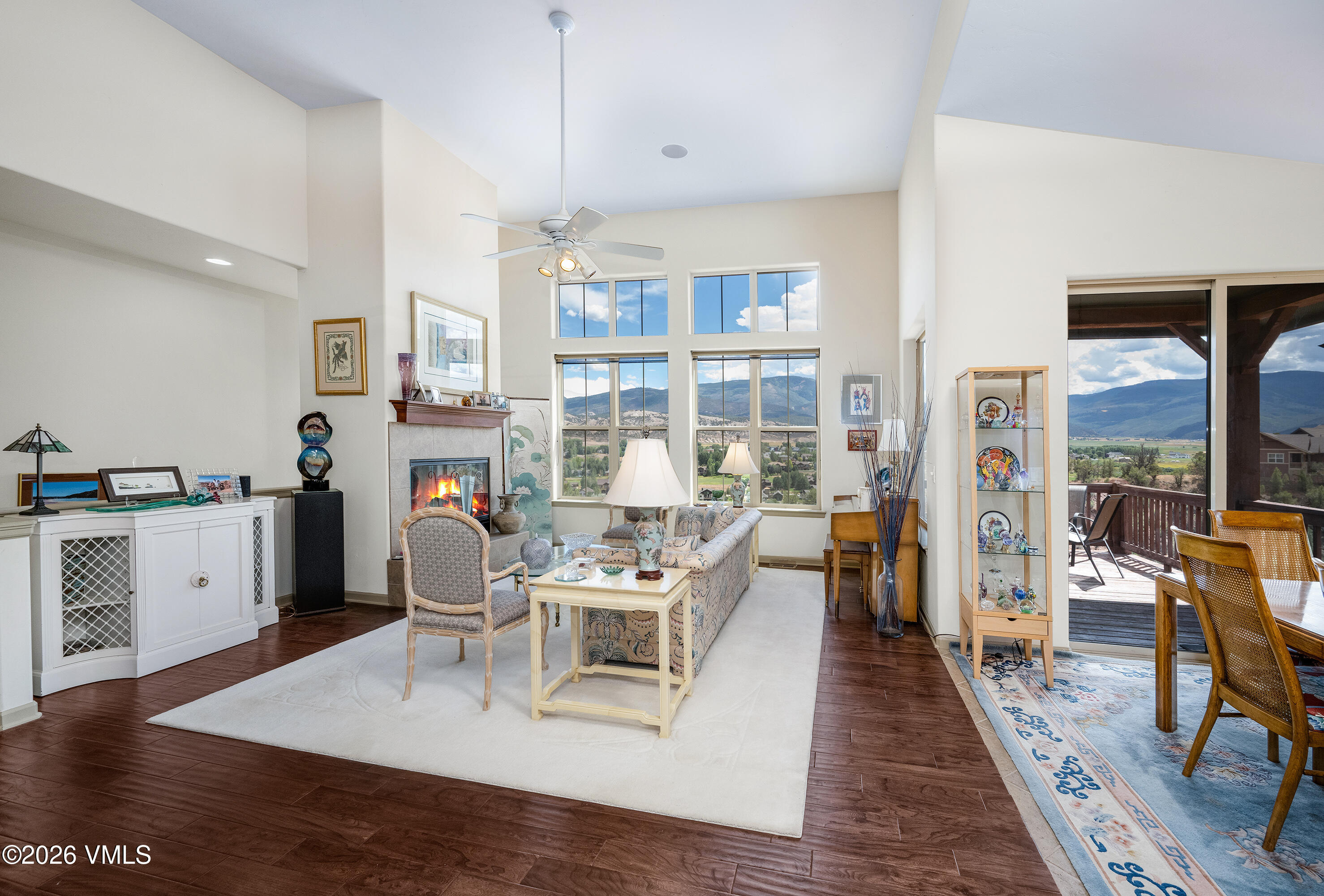 61 Open Sky Circle Property Photo 4