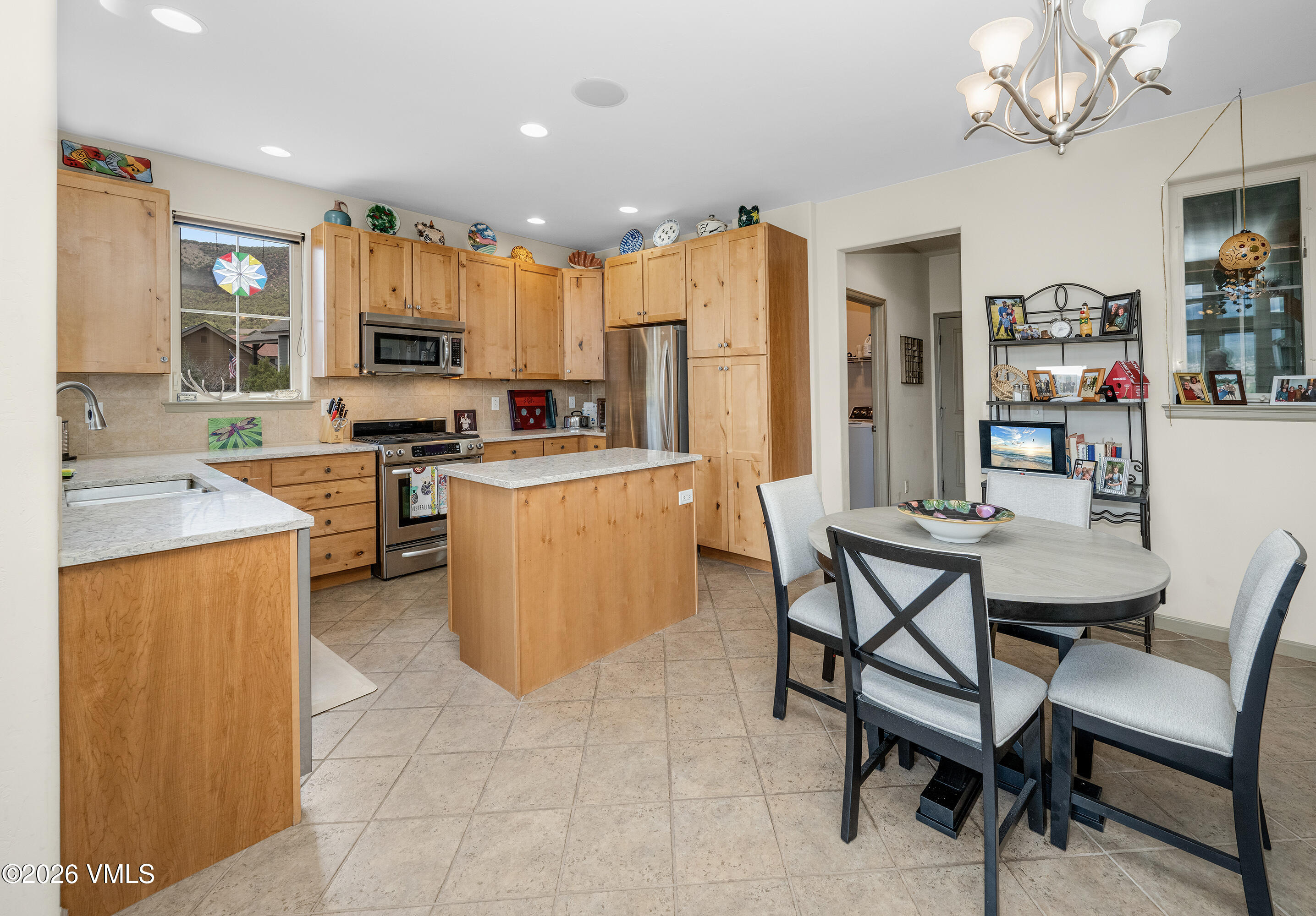 61 Open Sky Circle Property Photo 10