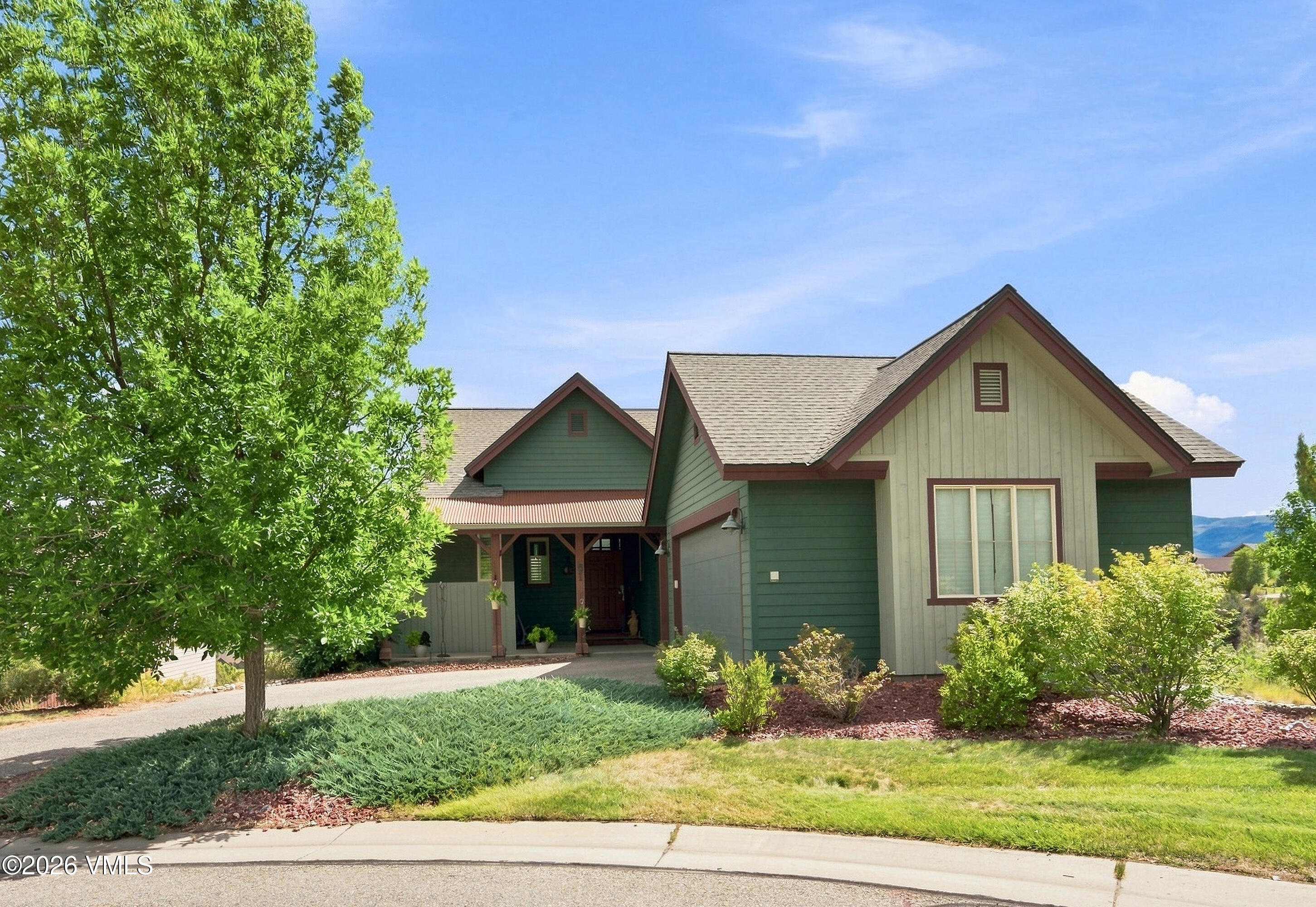 61 Open Sky Circle Property Photo 40