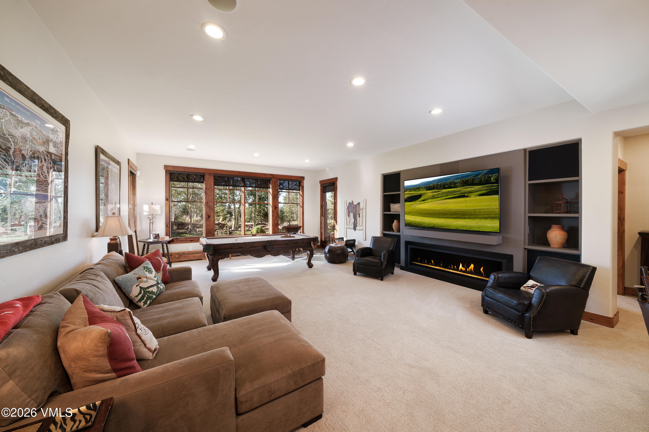 114 Martingale Lane Property Photo 38