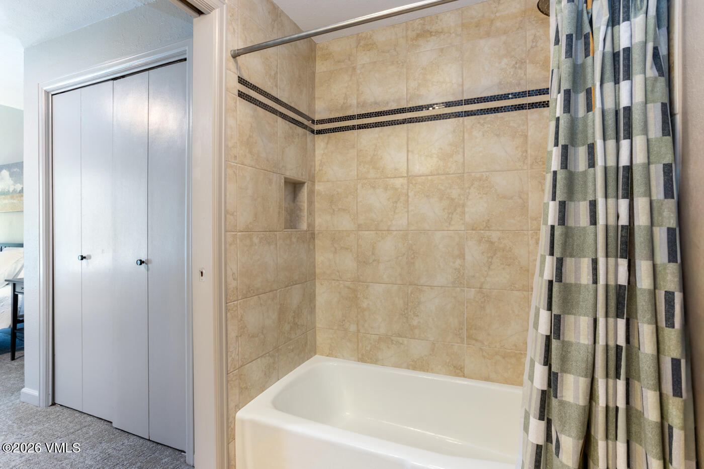 690 Deer Boulevard A Property Photo 16