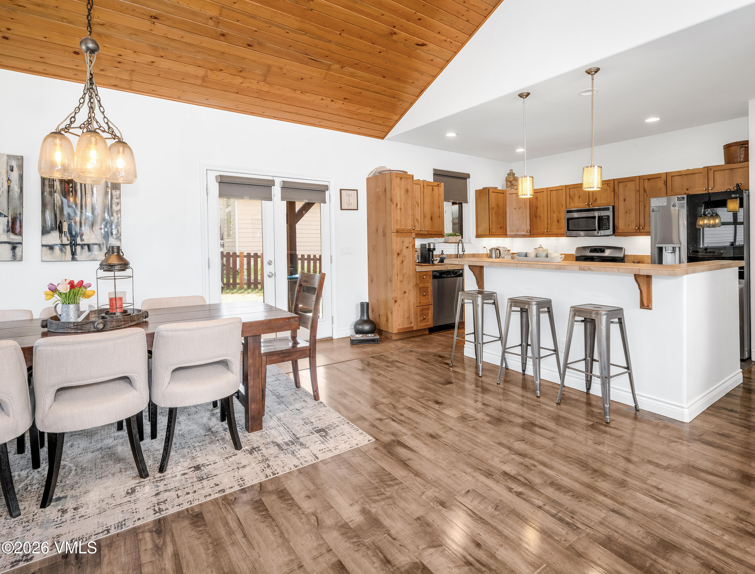 7 Custer Court Property Photo 6